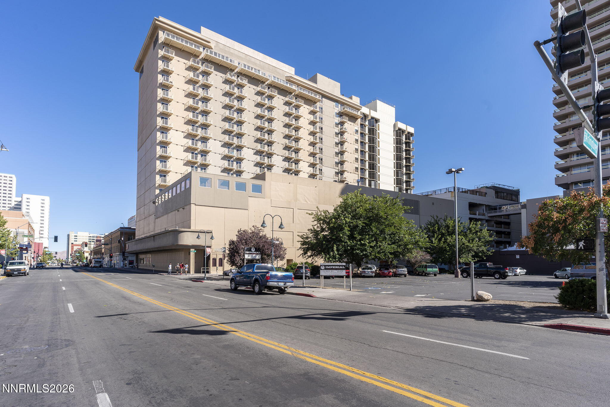 200 W 2nd Street 504 — photo