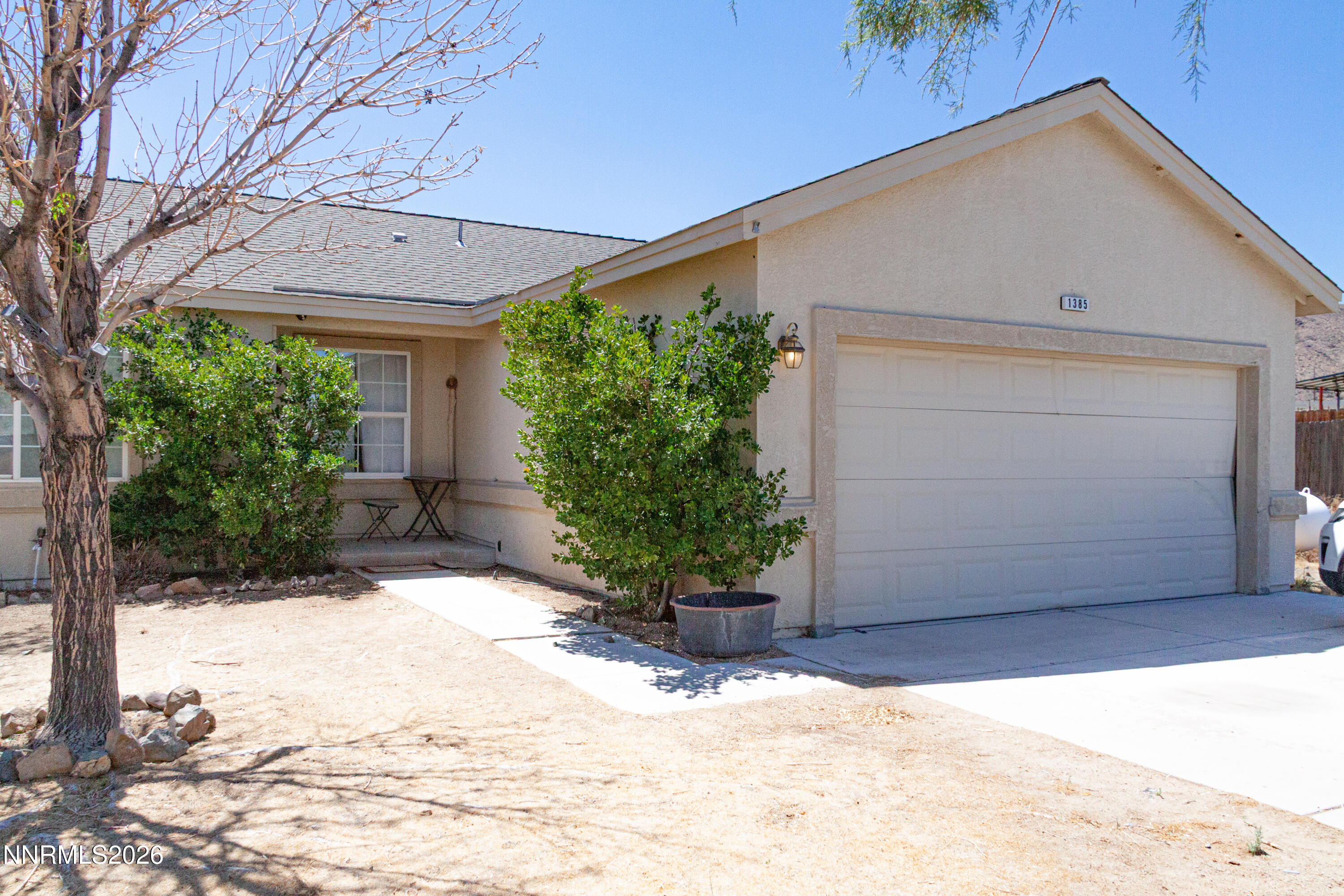 1385 Cooney Drive — photo