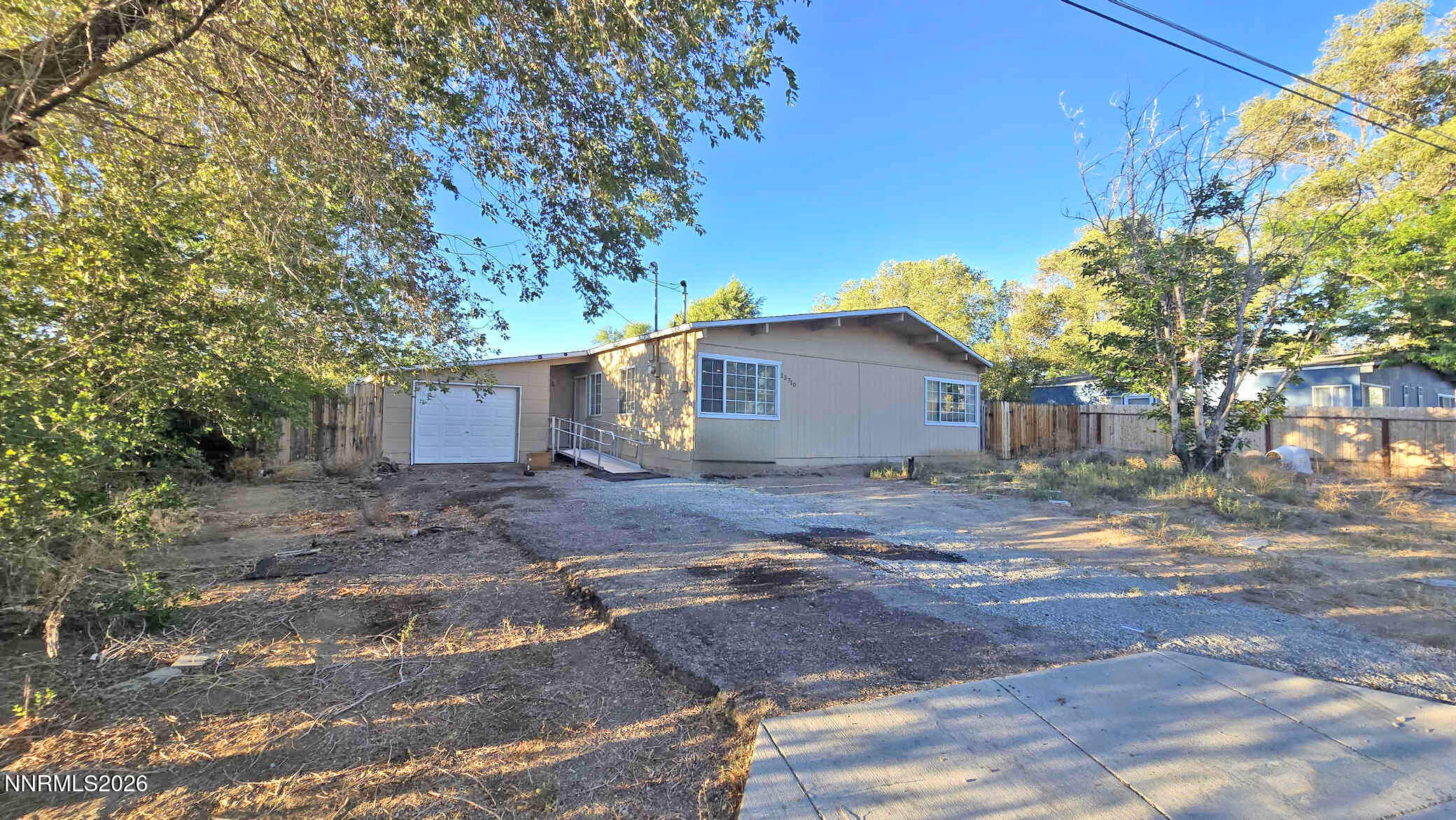 13710 Mount Whitney Street — photo