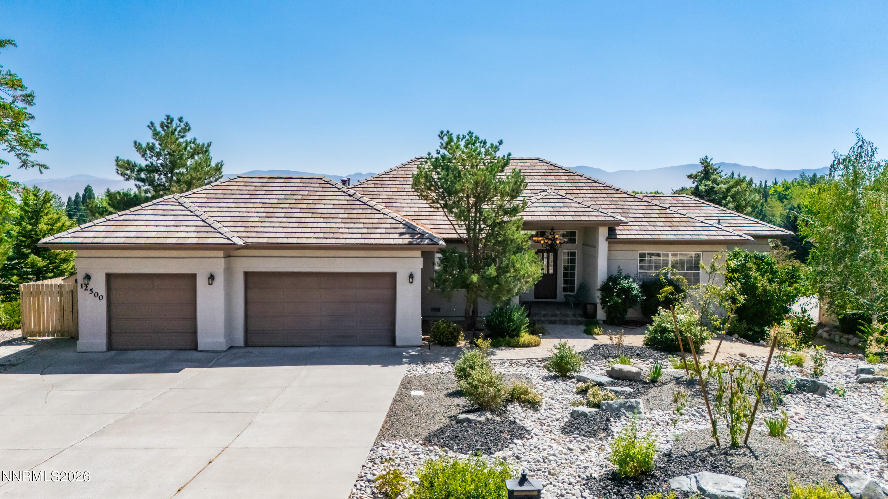 12500 Fieldcreek Lane — photo