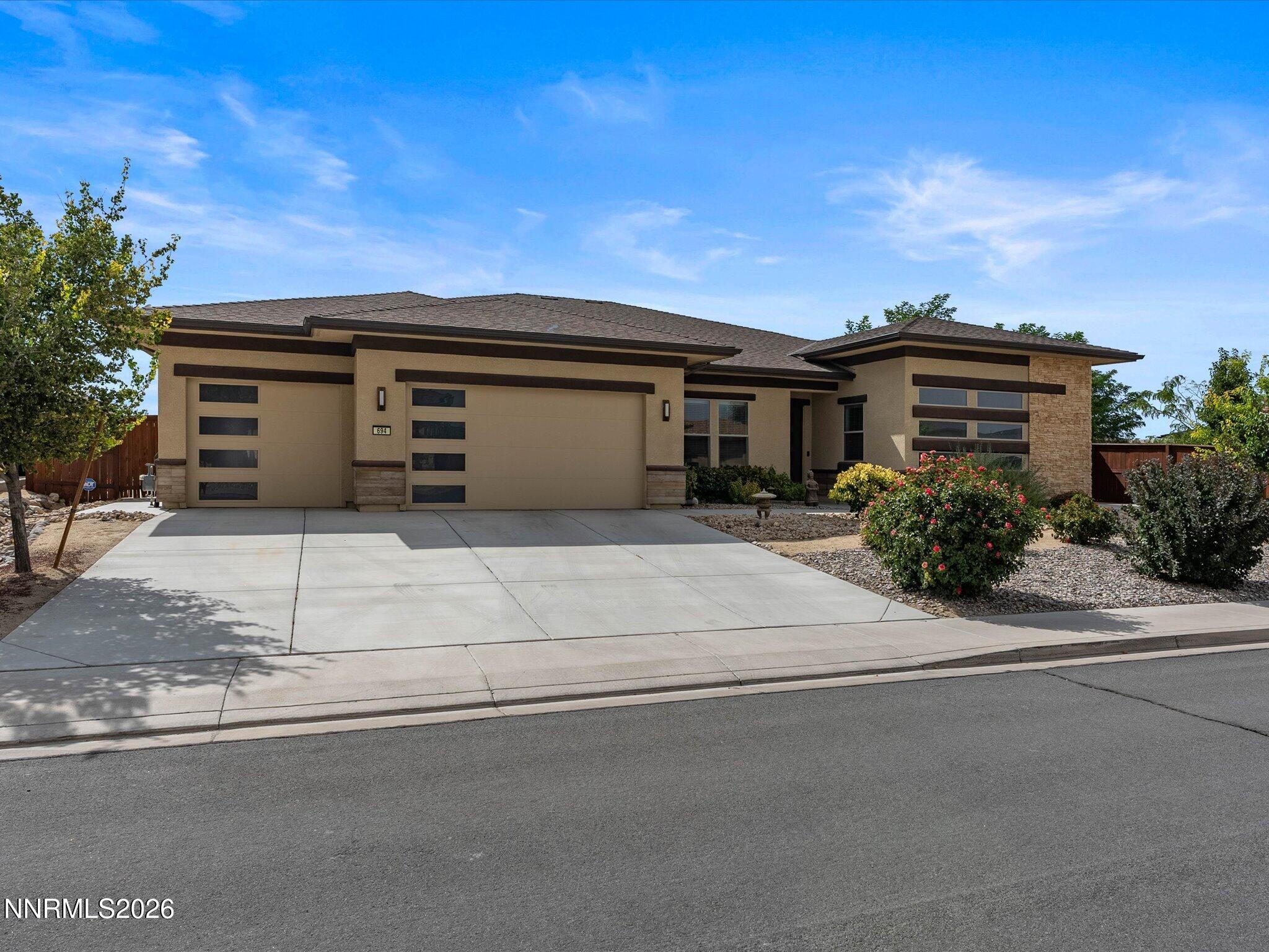 694 Raptor Way, Fernley, NV 89408 — photo 2