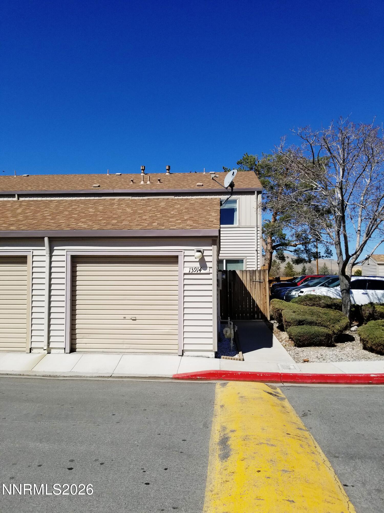 13914 Lear Boulevard — photo