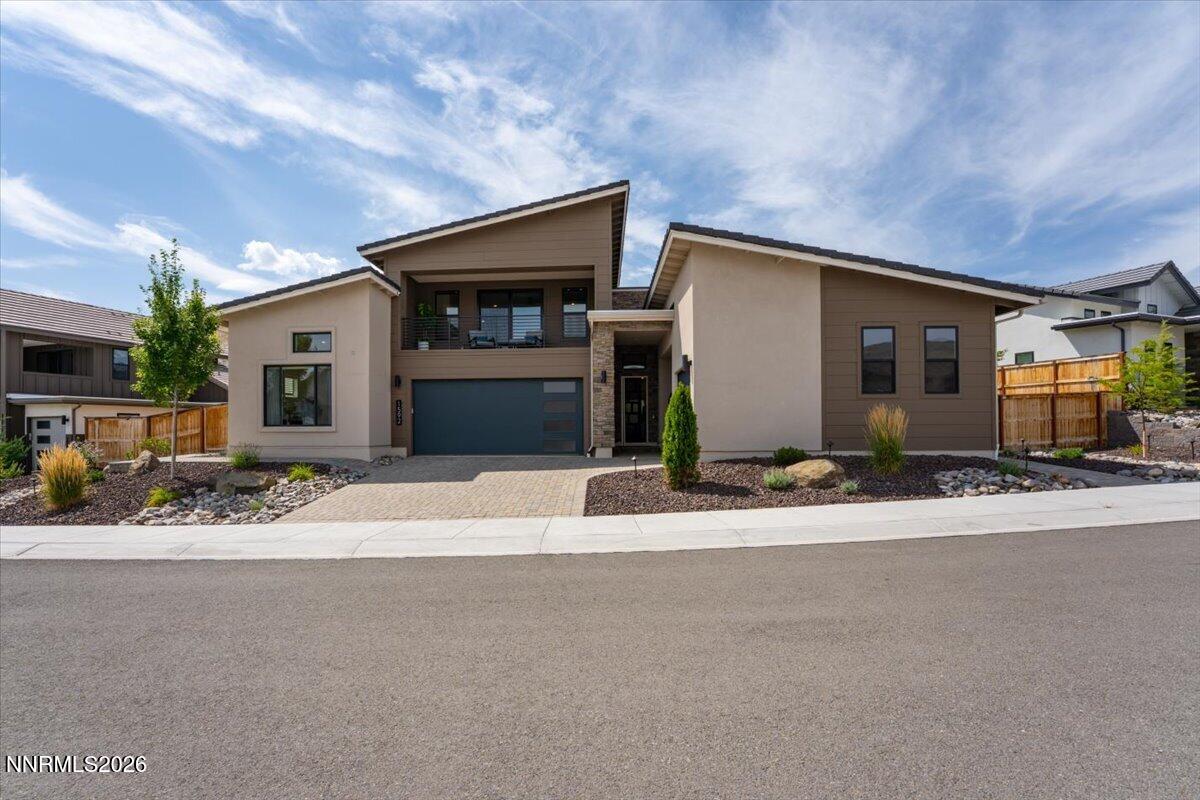1592 River Hill Way — photo