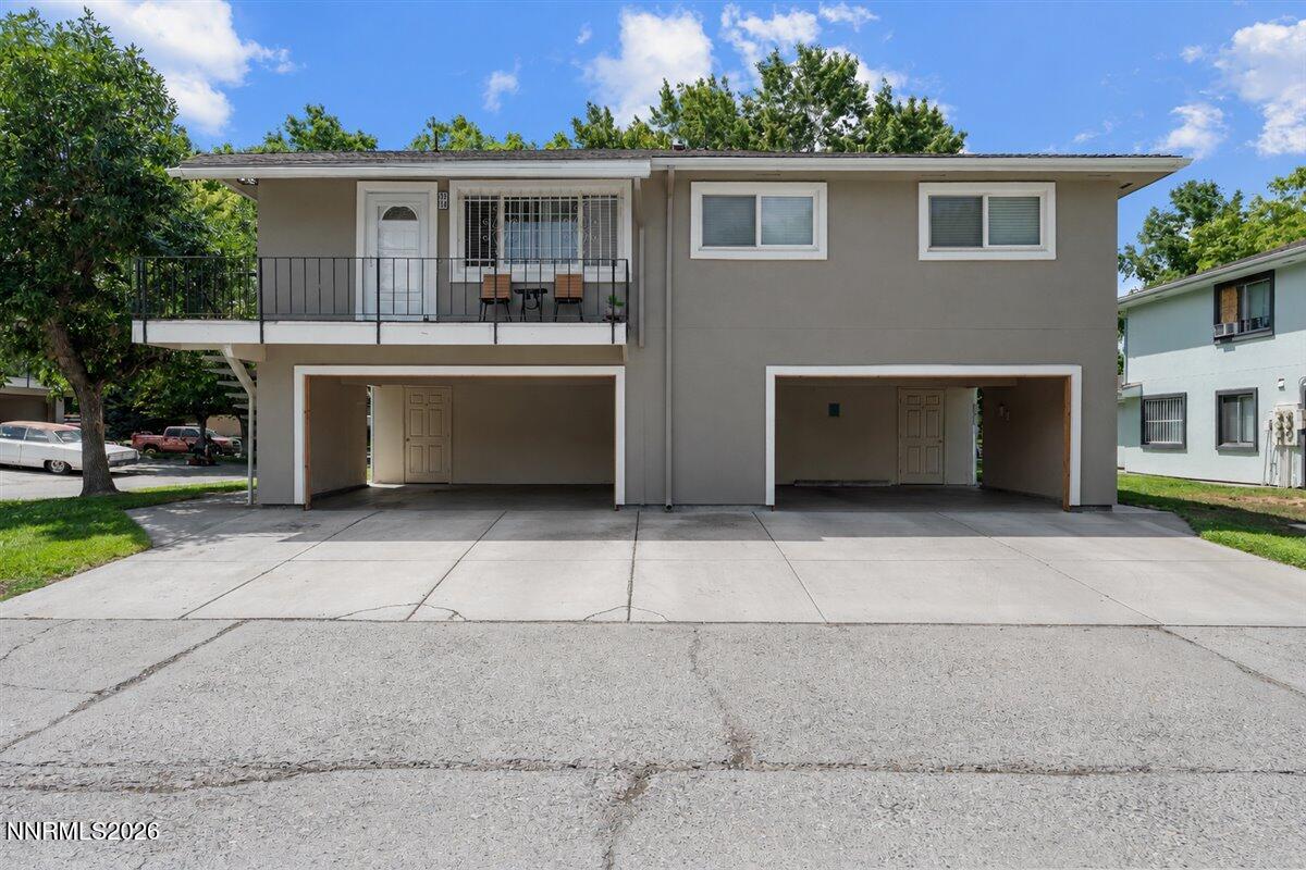 5030 Catalina Drive Apt 4 — photo