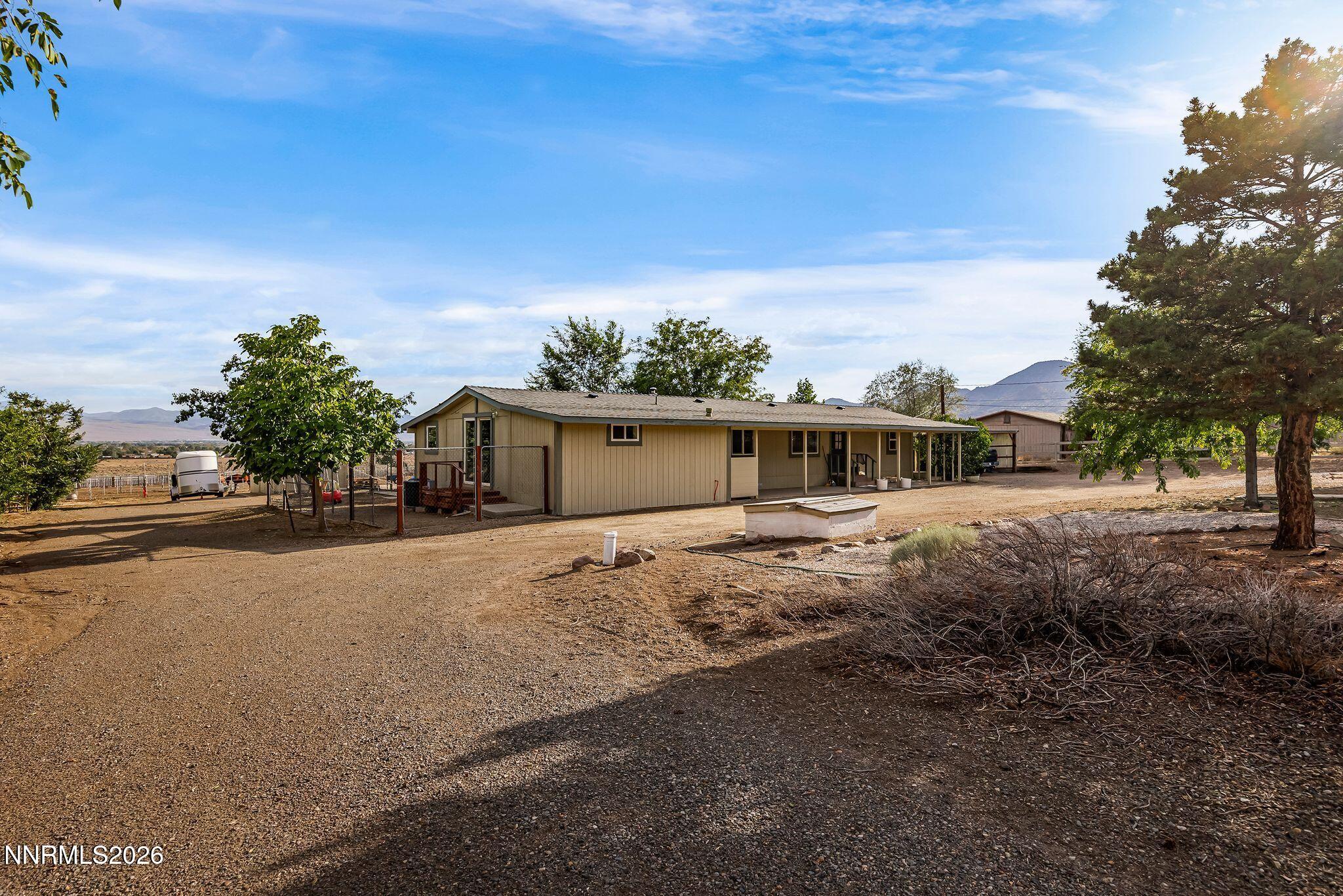 240 Wagon Wheel Way — photo