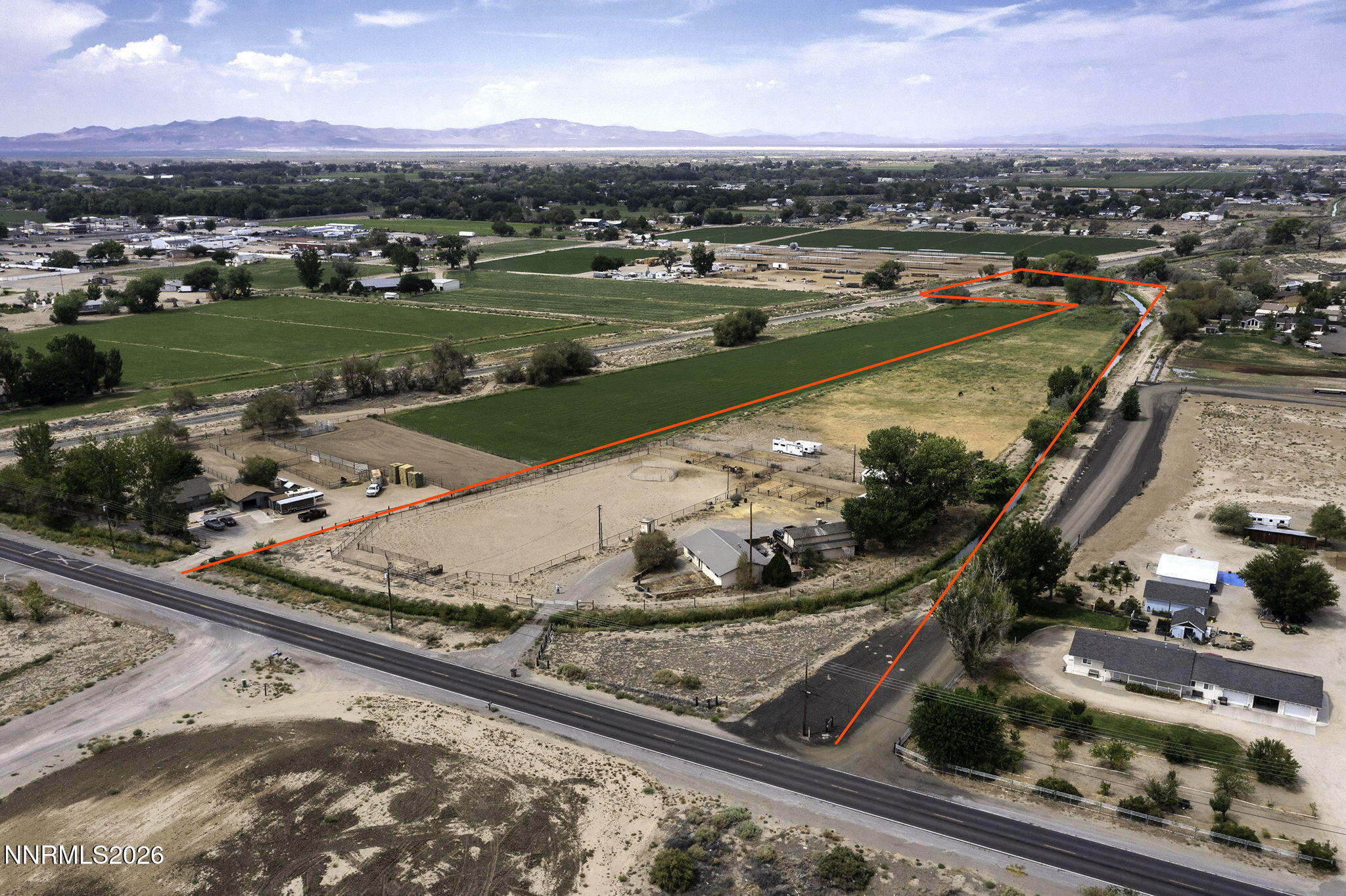1201 Soda Lake Road — photo