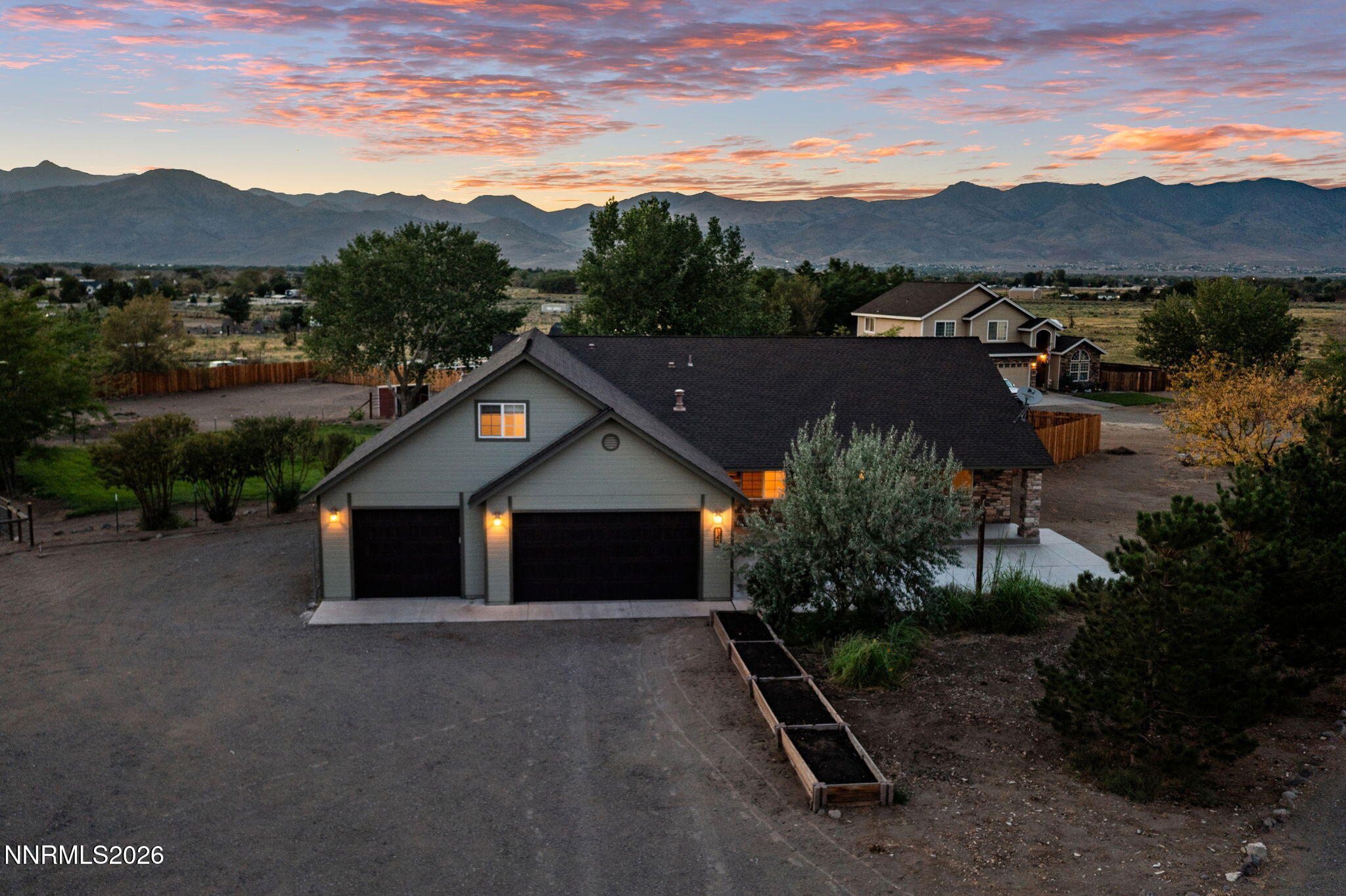 140 Brantingham Court — photo