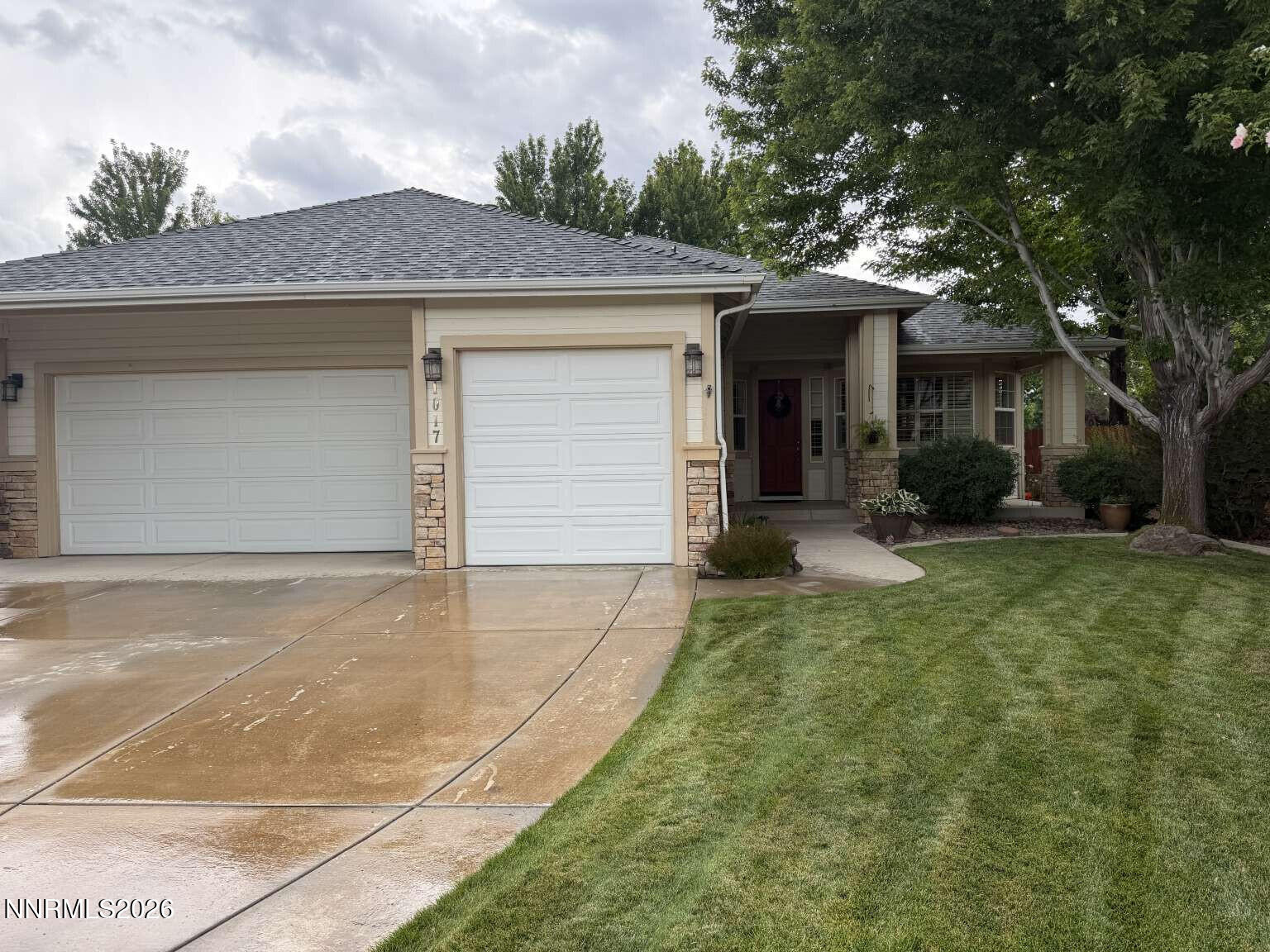 1017 Sierra Vista Court — photo