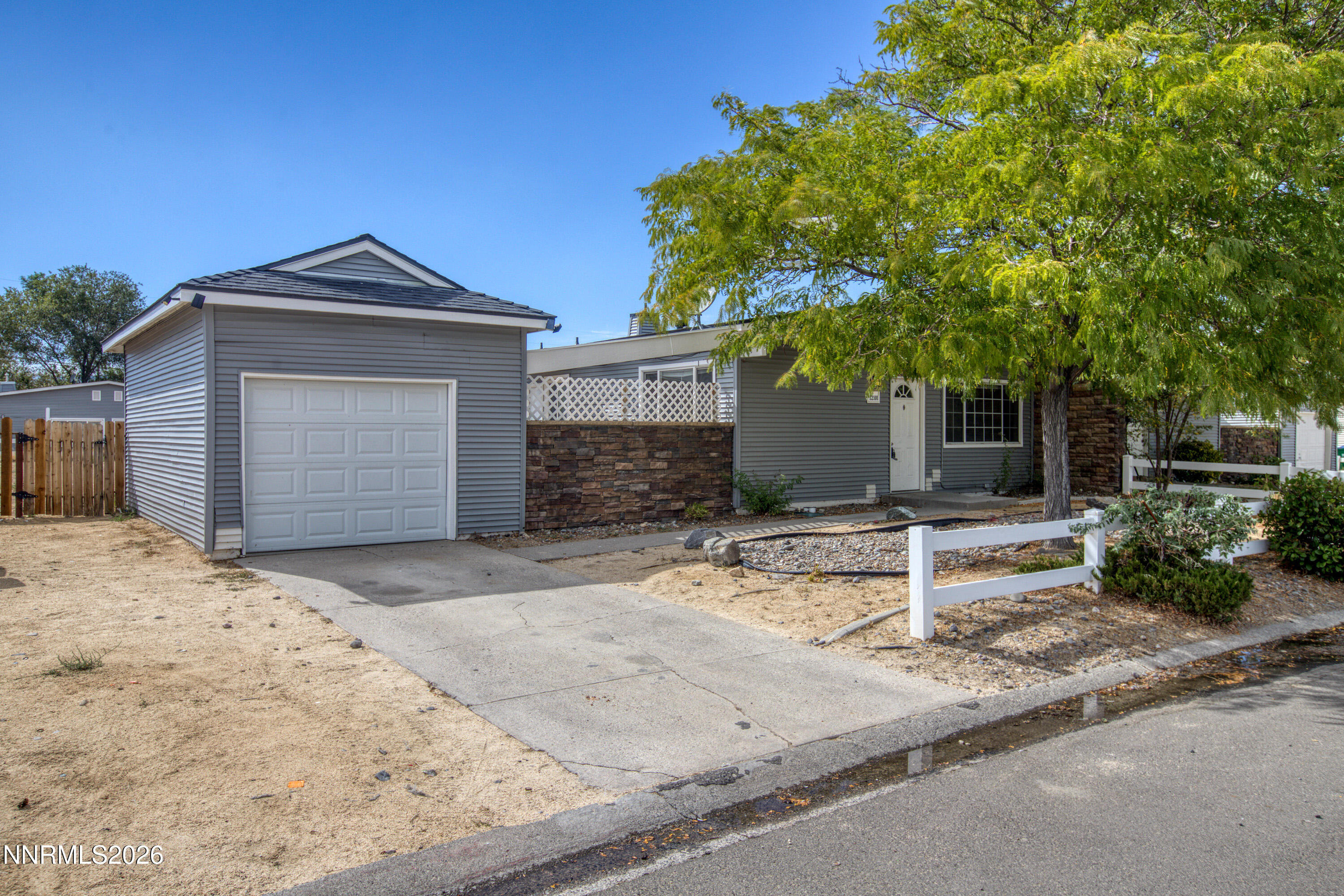 12101 Rocky Mountain Street — photo