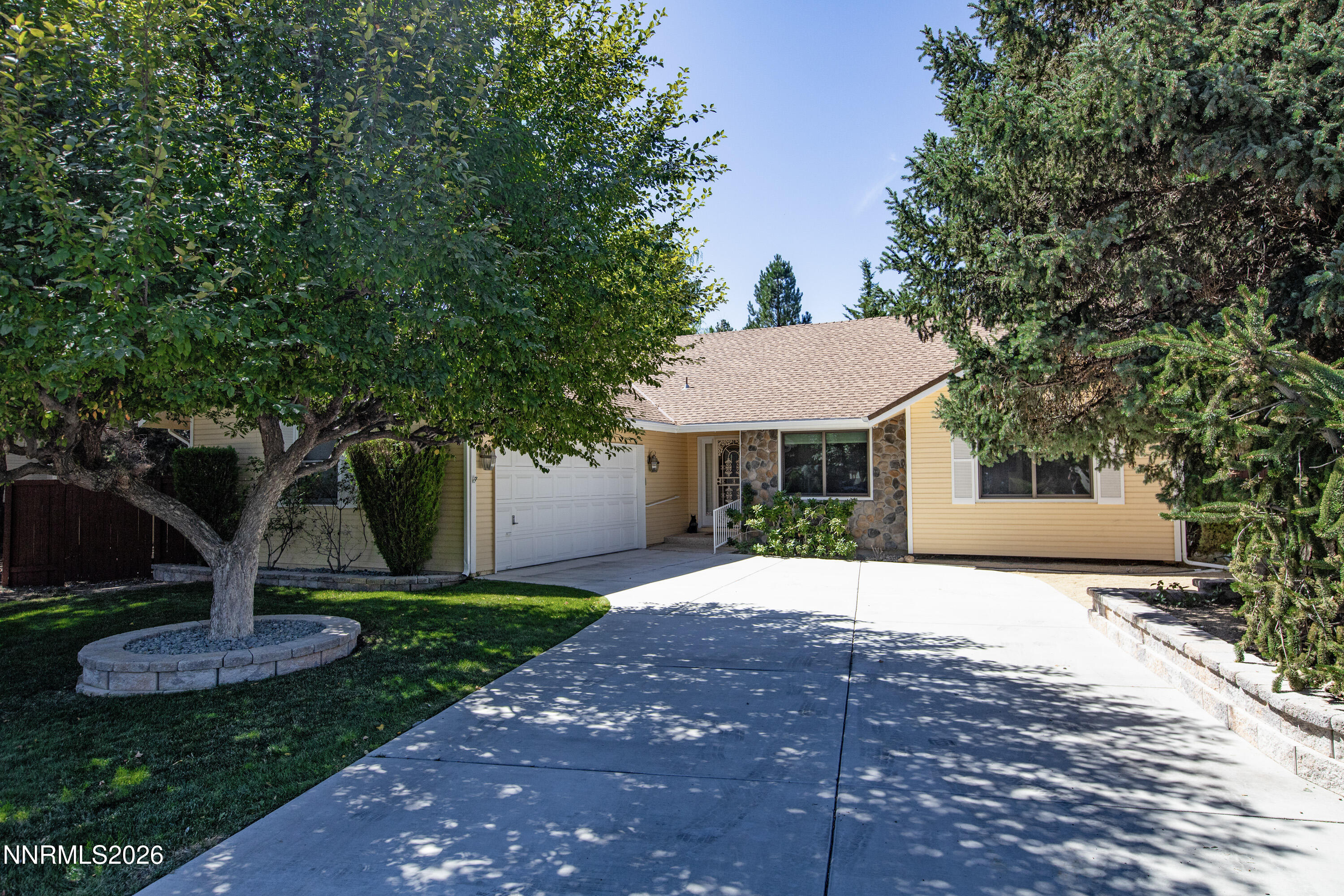 6383 Meadow Crest Circle — photo