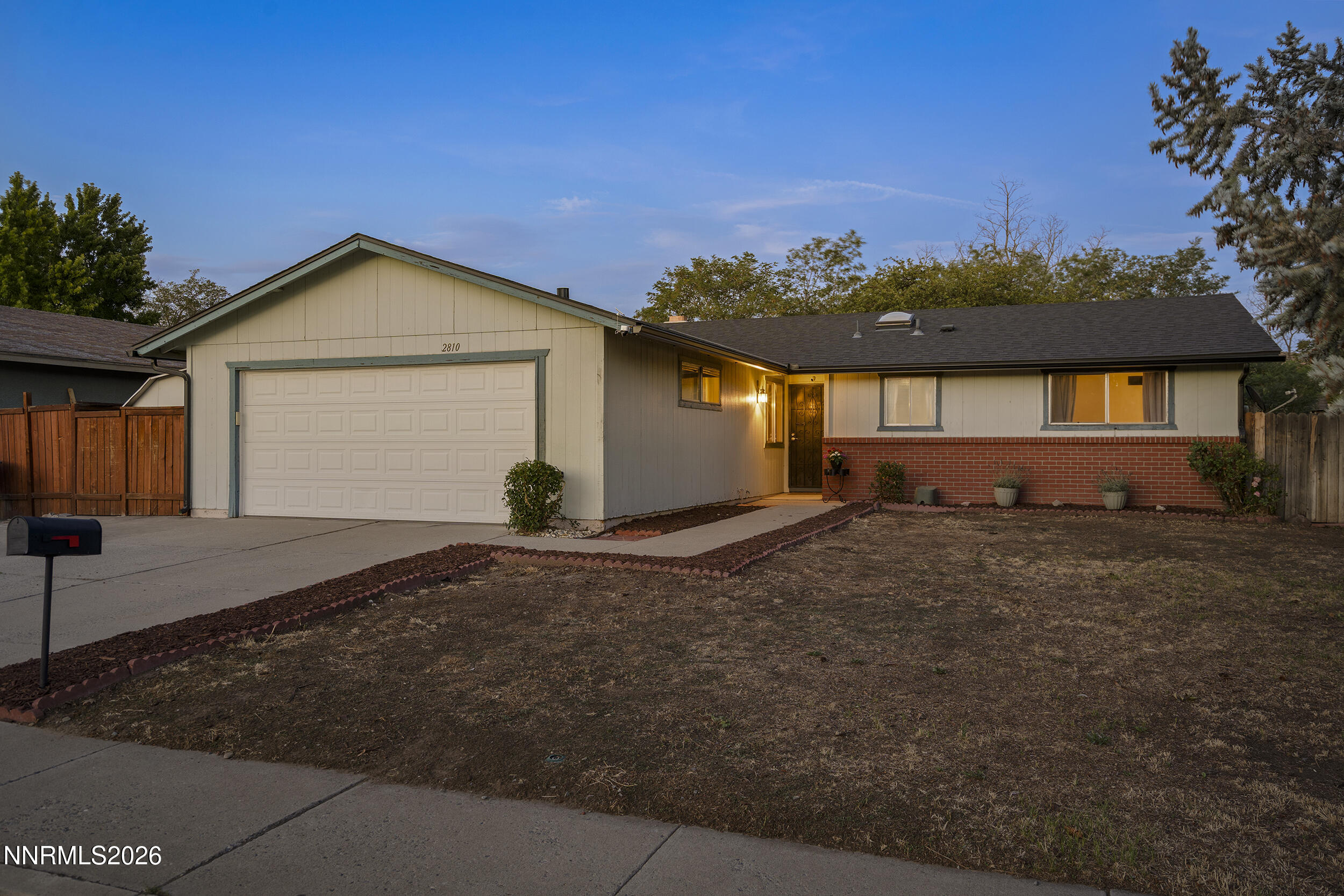 2810 Chavez Drive — photo