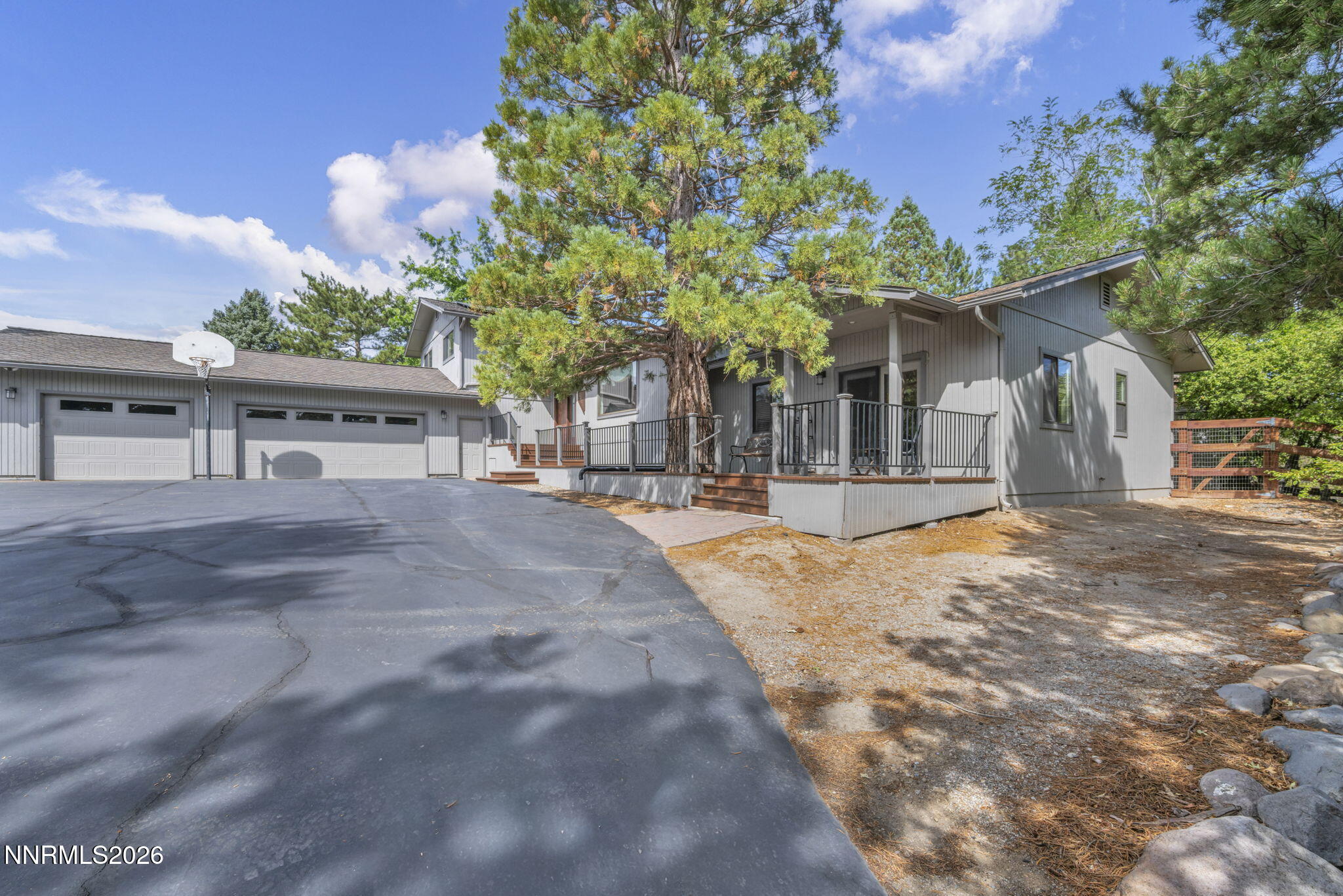 14085 Broili Drive — photo