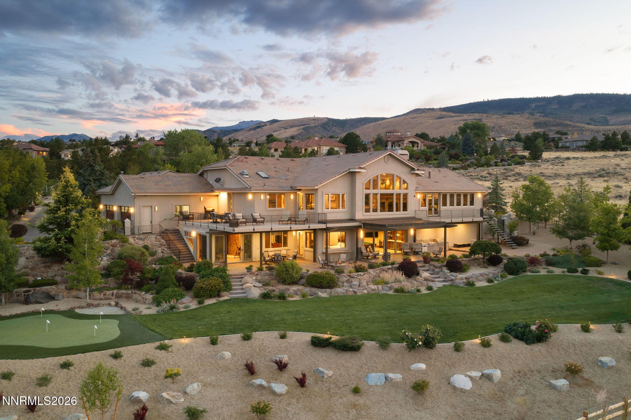 386 Questa Court — photo