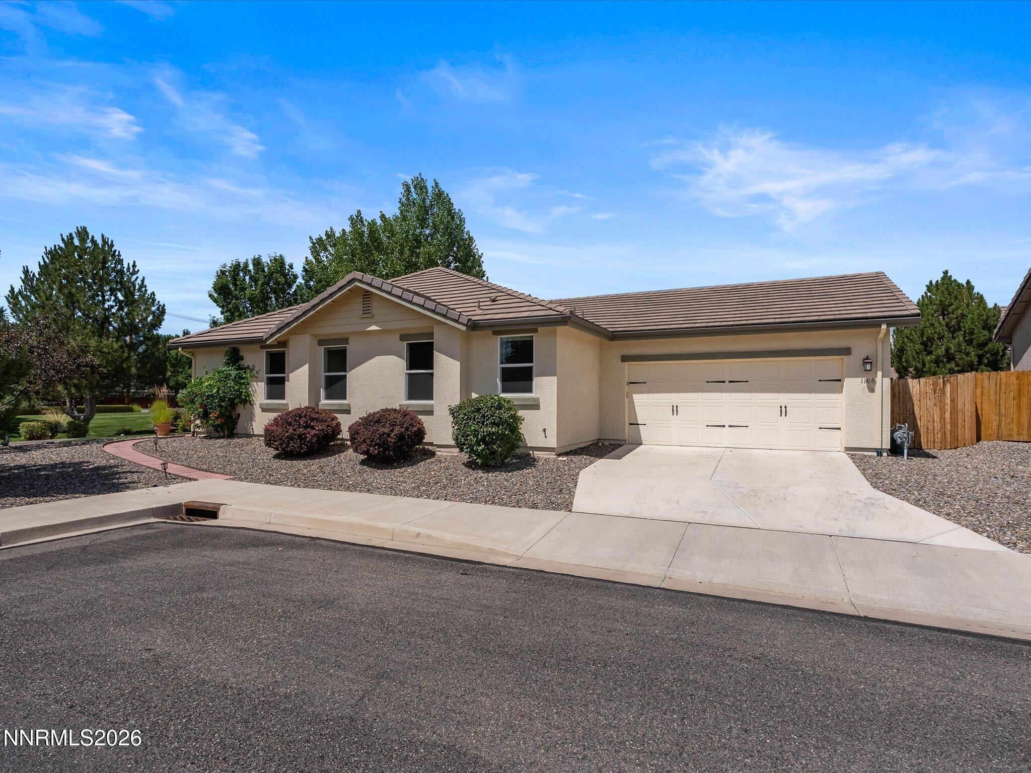 1106 Fiore Court — photo