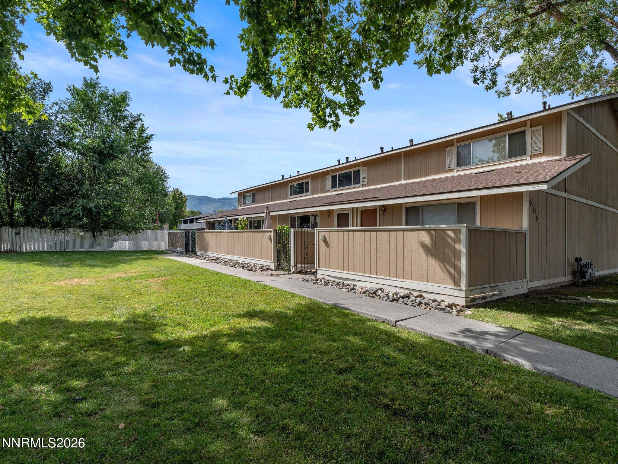 300 Allouette Way Unit 2 — photo