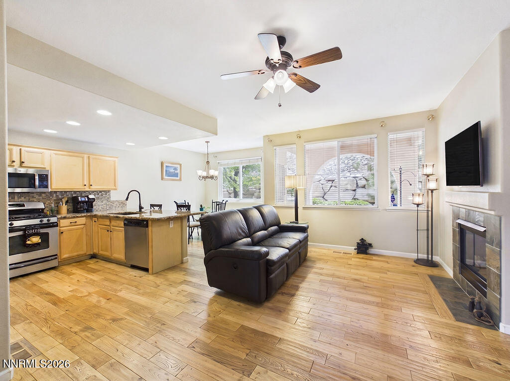 6100 Ingleston Drive Apt 715 — photo