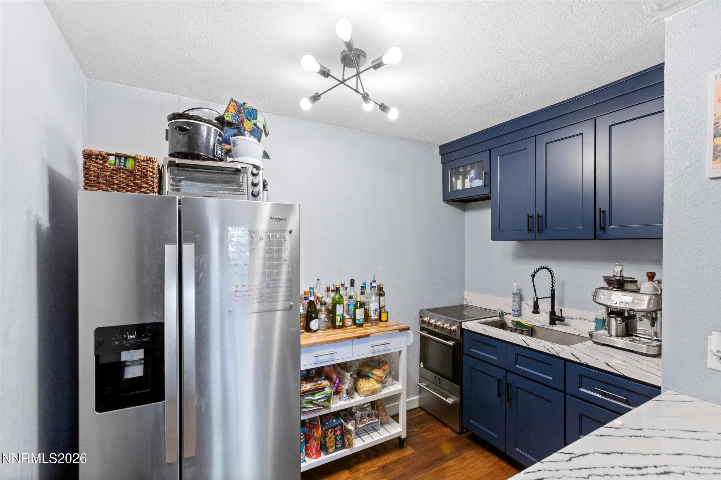 2450 Lymbery Street Apt 208 — photo
