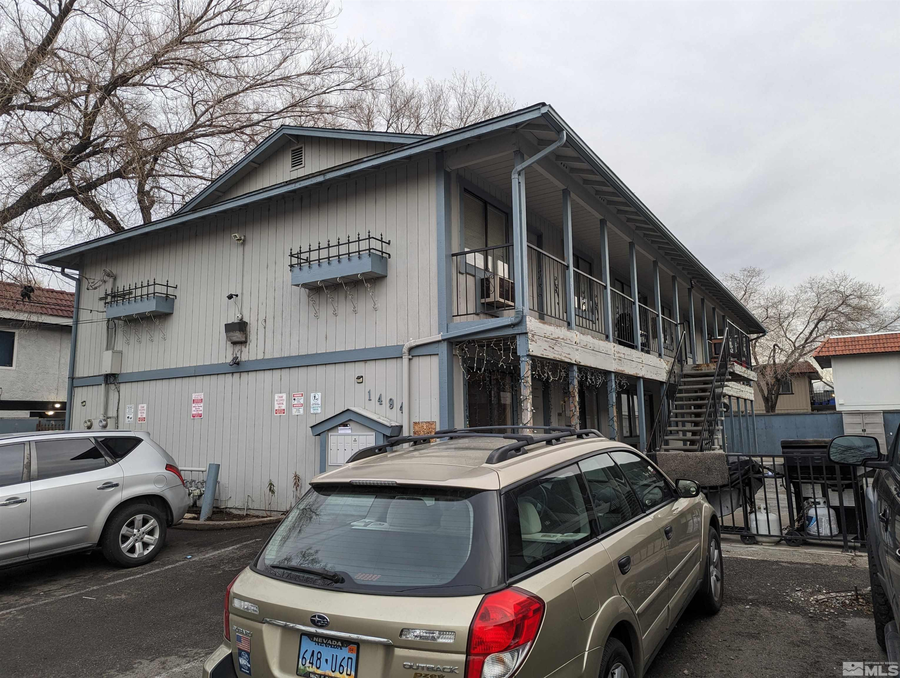 1494 Lewis Street, 4 — photo
