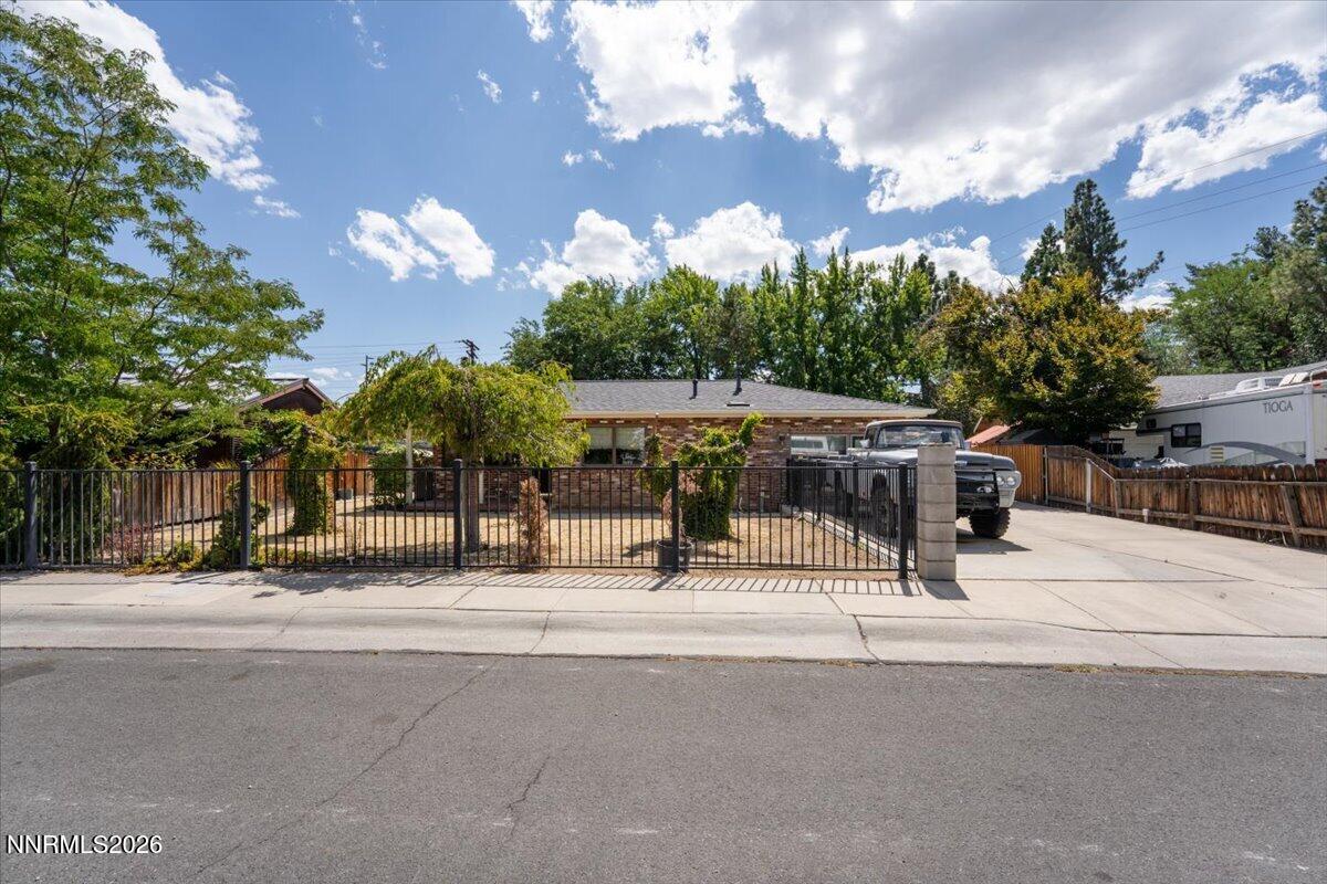 2470 Riviera Street, Reno, NV 89509 — photo 2