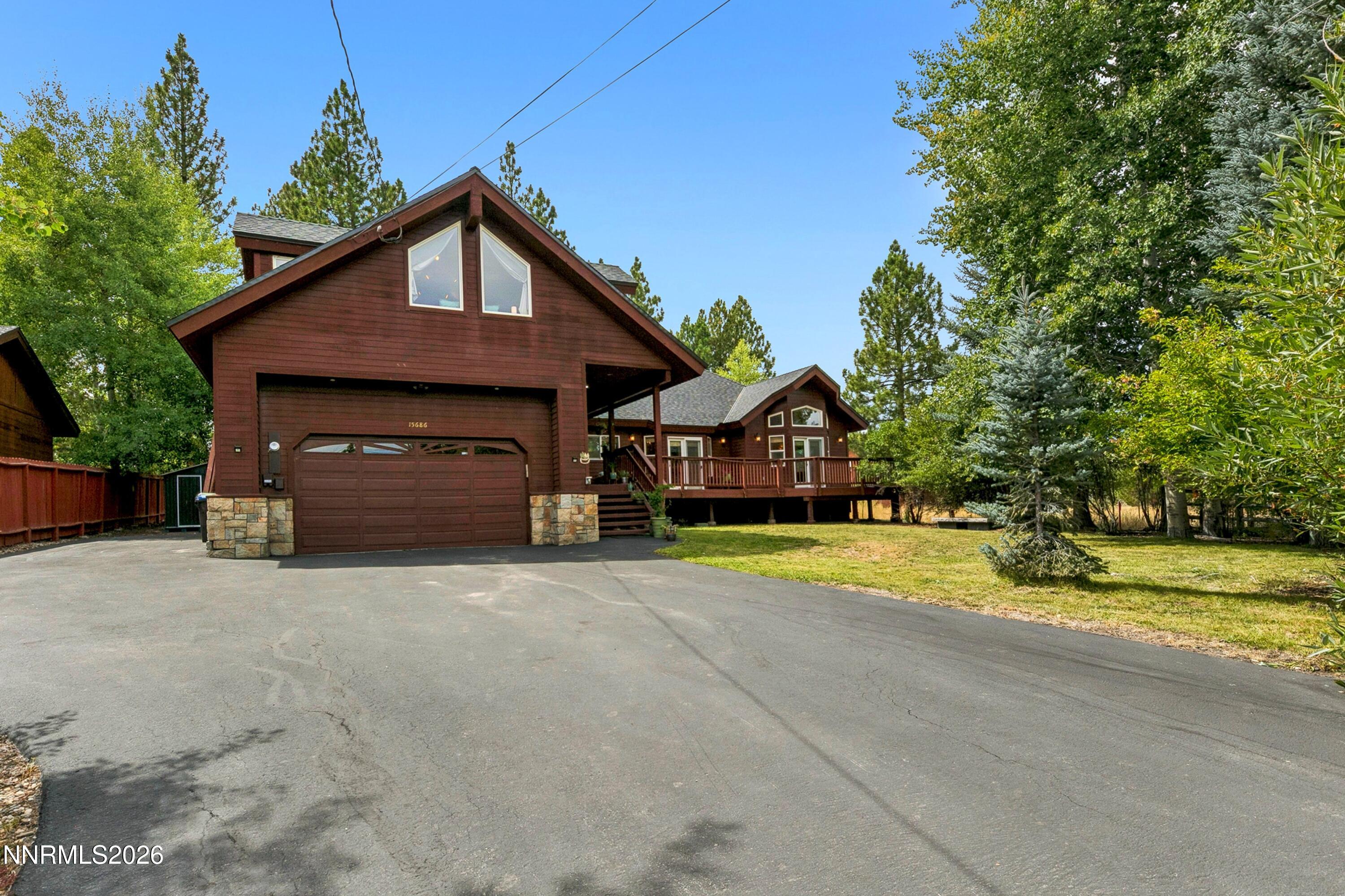 15686 Waterloo Circle — photo