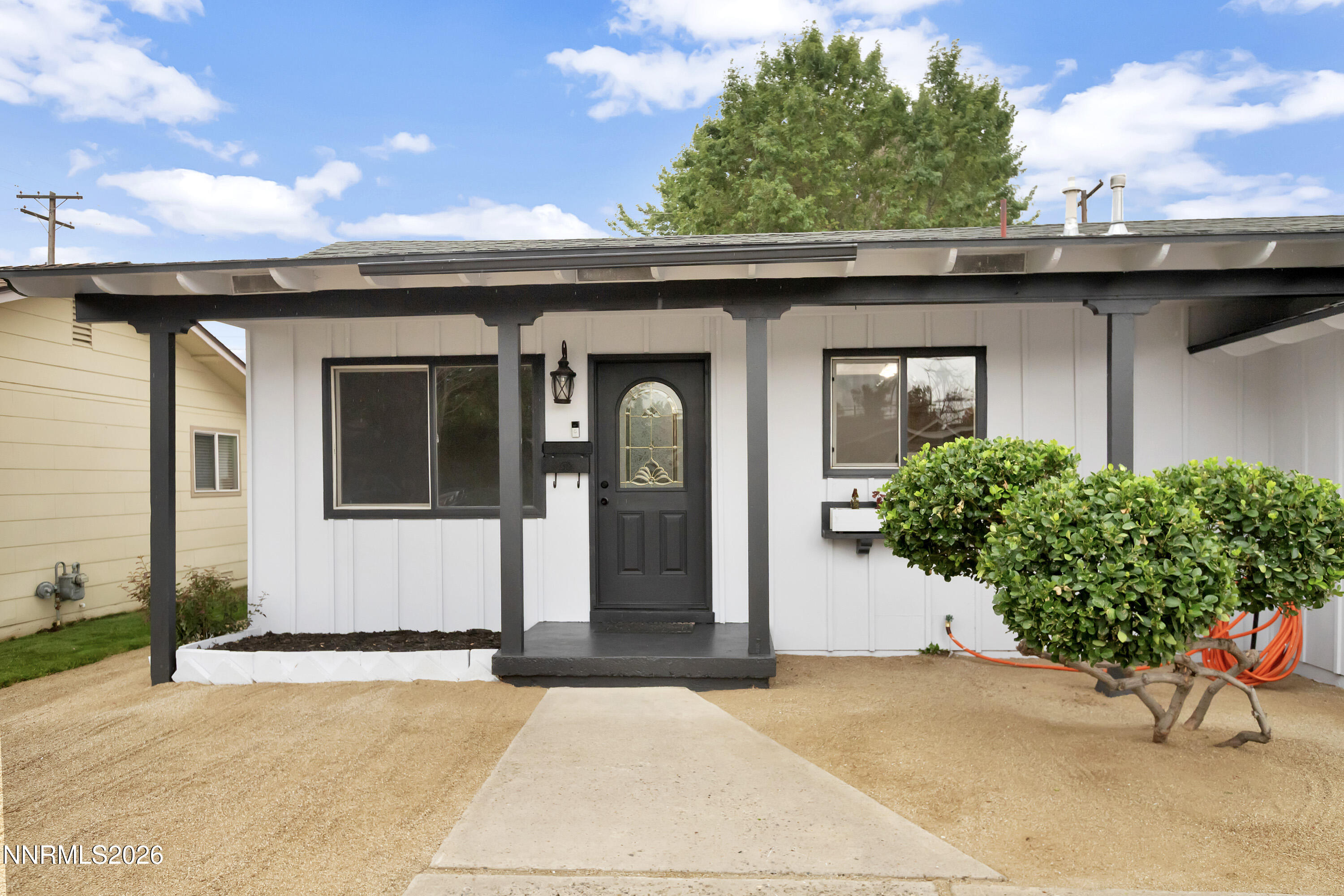 201 Gault Way — photo