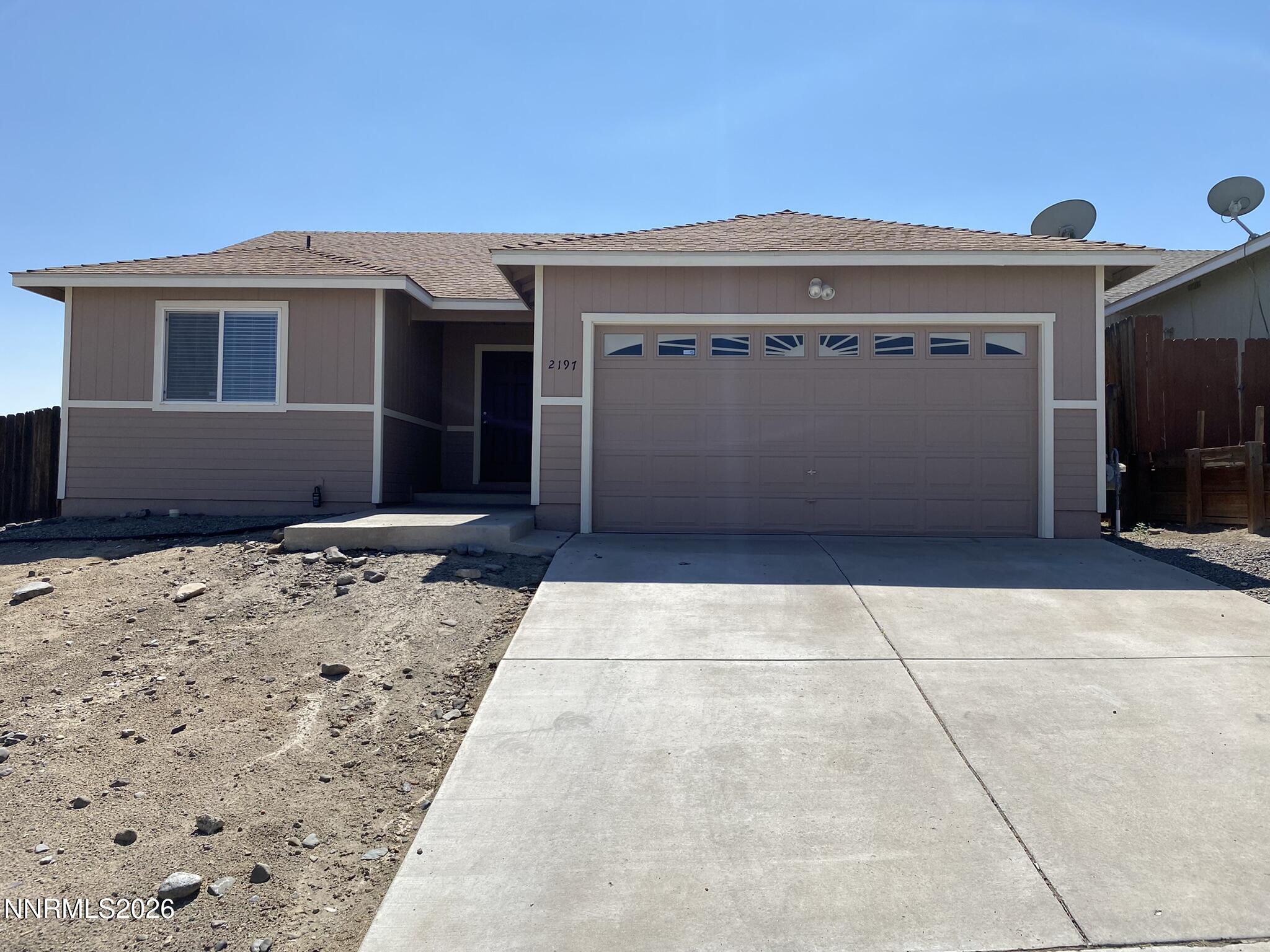 2197 Ellice Way — photo