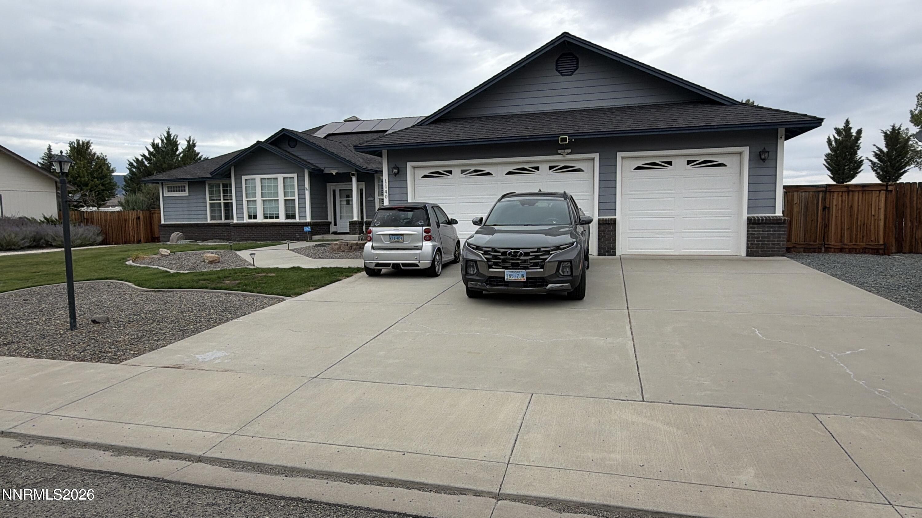 1140 Country Club Drive — photo