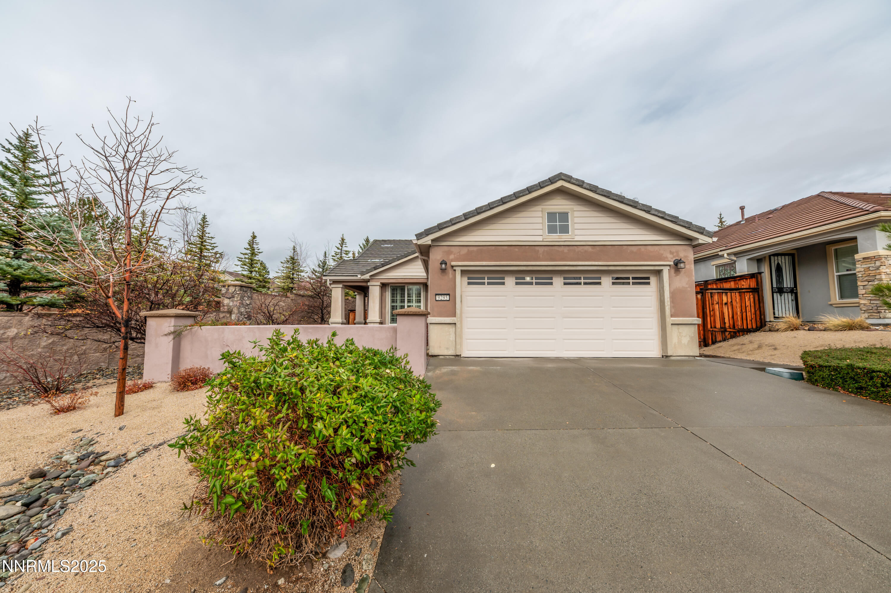9295 Hidden Park Drive — photo
