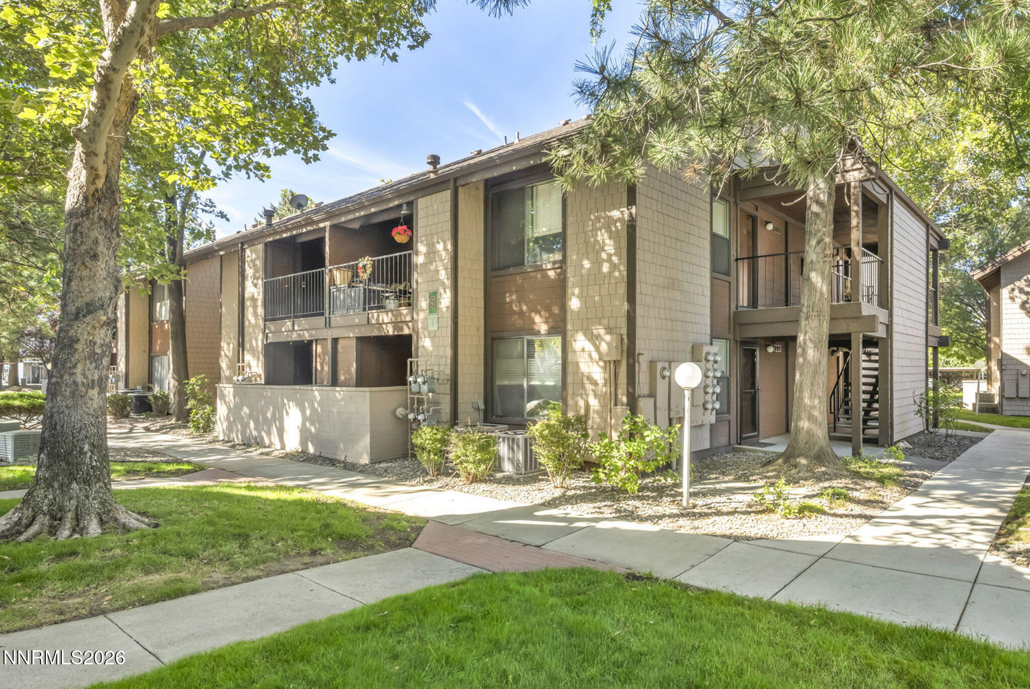 1465 E Peckham Lane Apt 34 — photo
