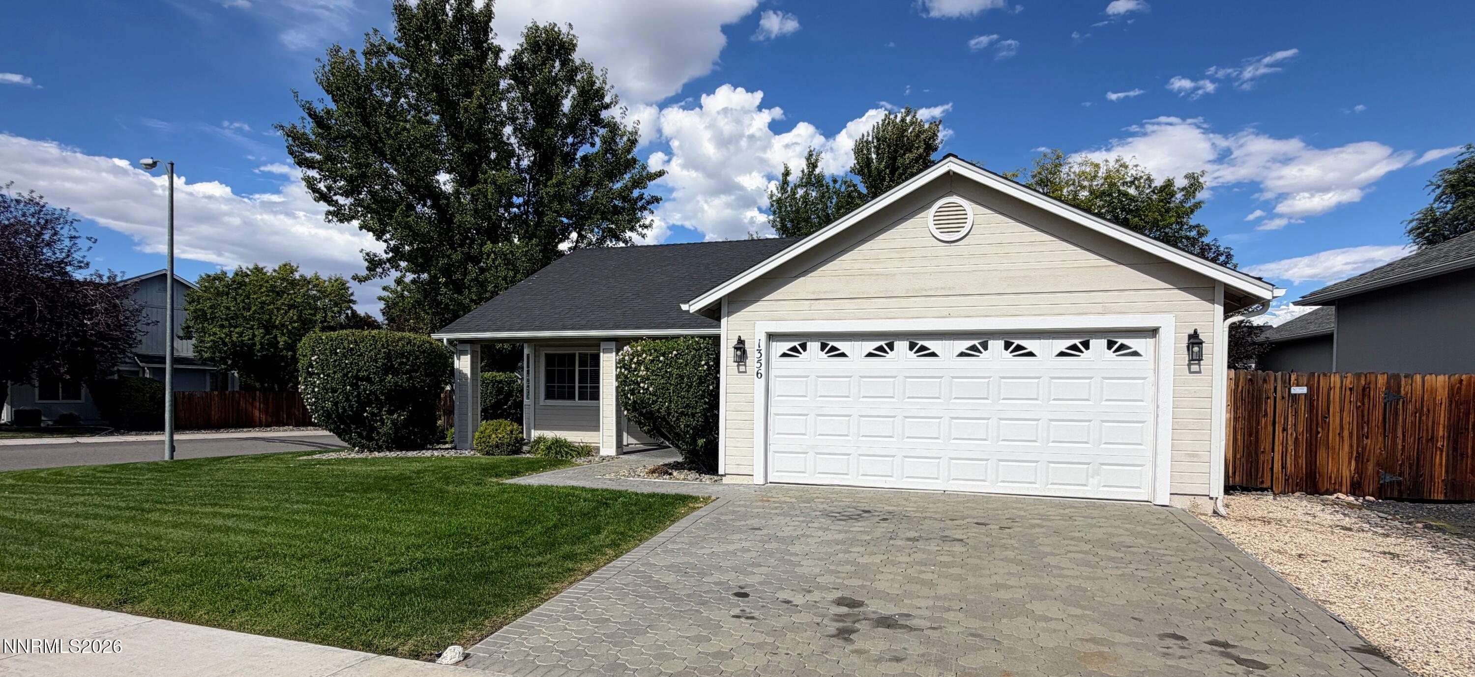 1356 Brooke Way — photo