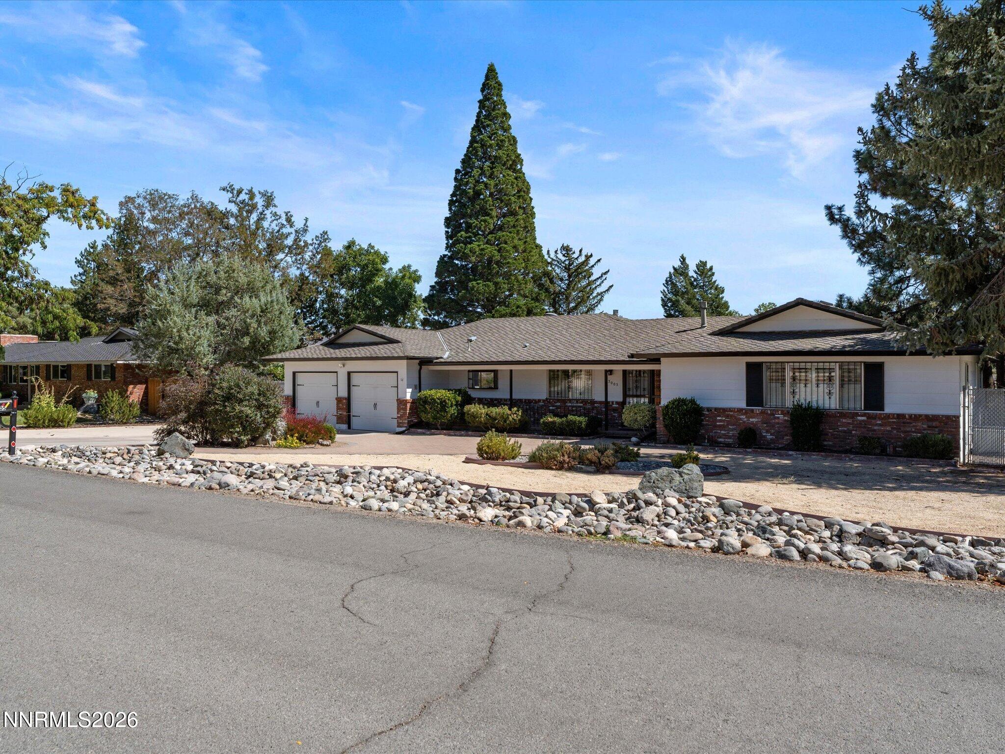 13005 South Hills Drive — photo