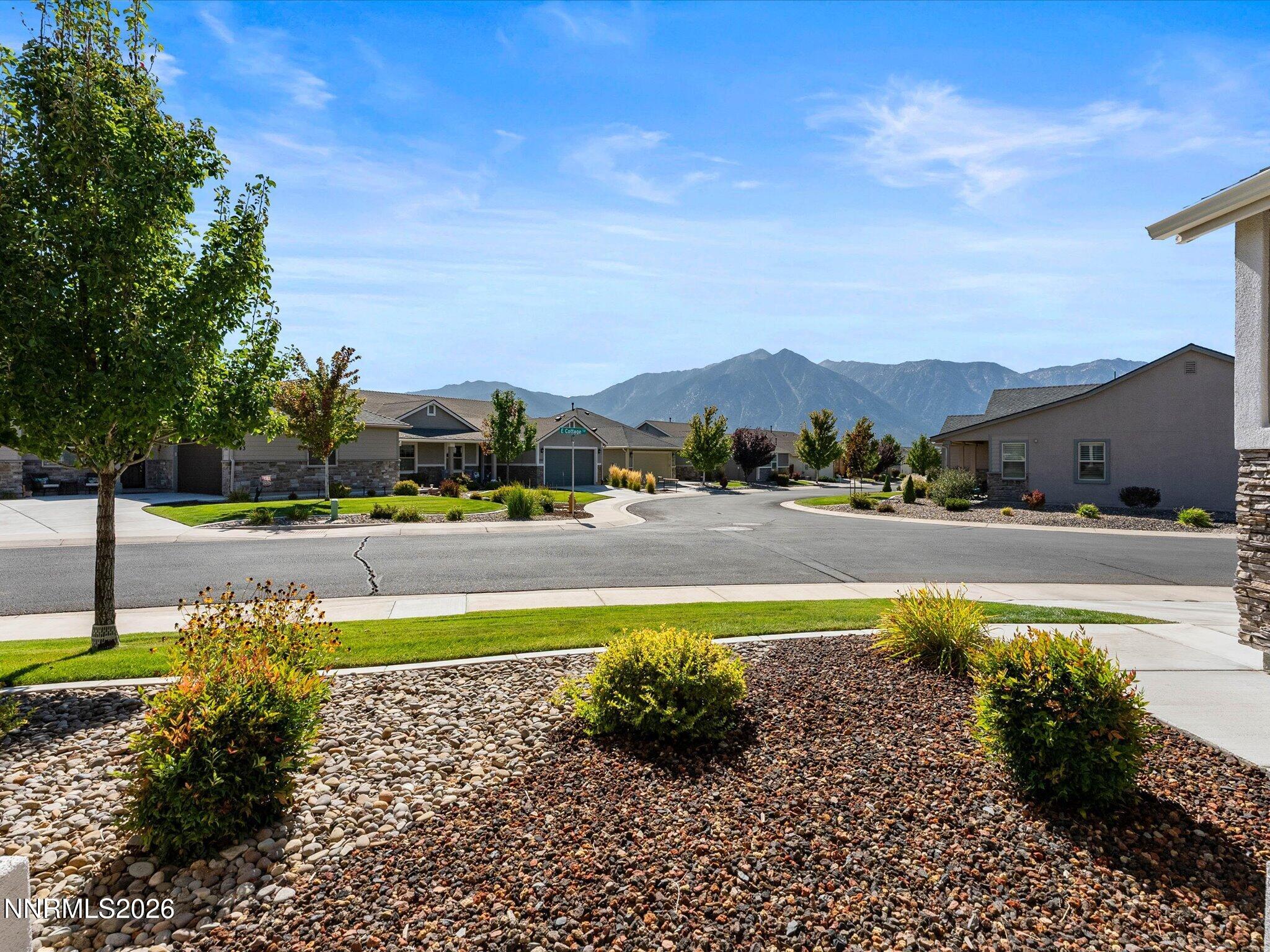 744 E Cottage Loop, Gardnerville, NV 89460 — photo 2