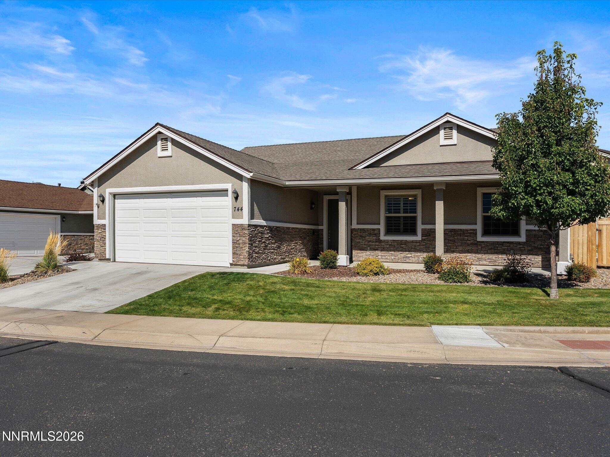 744 E Cottage Loop, Gardnerville, NV 89460 — photo 3