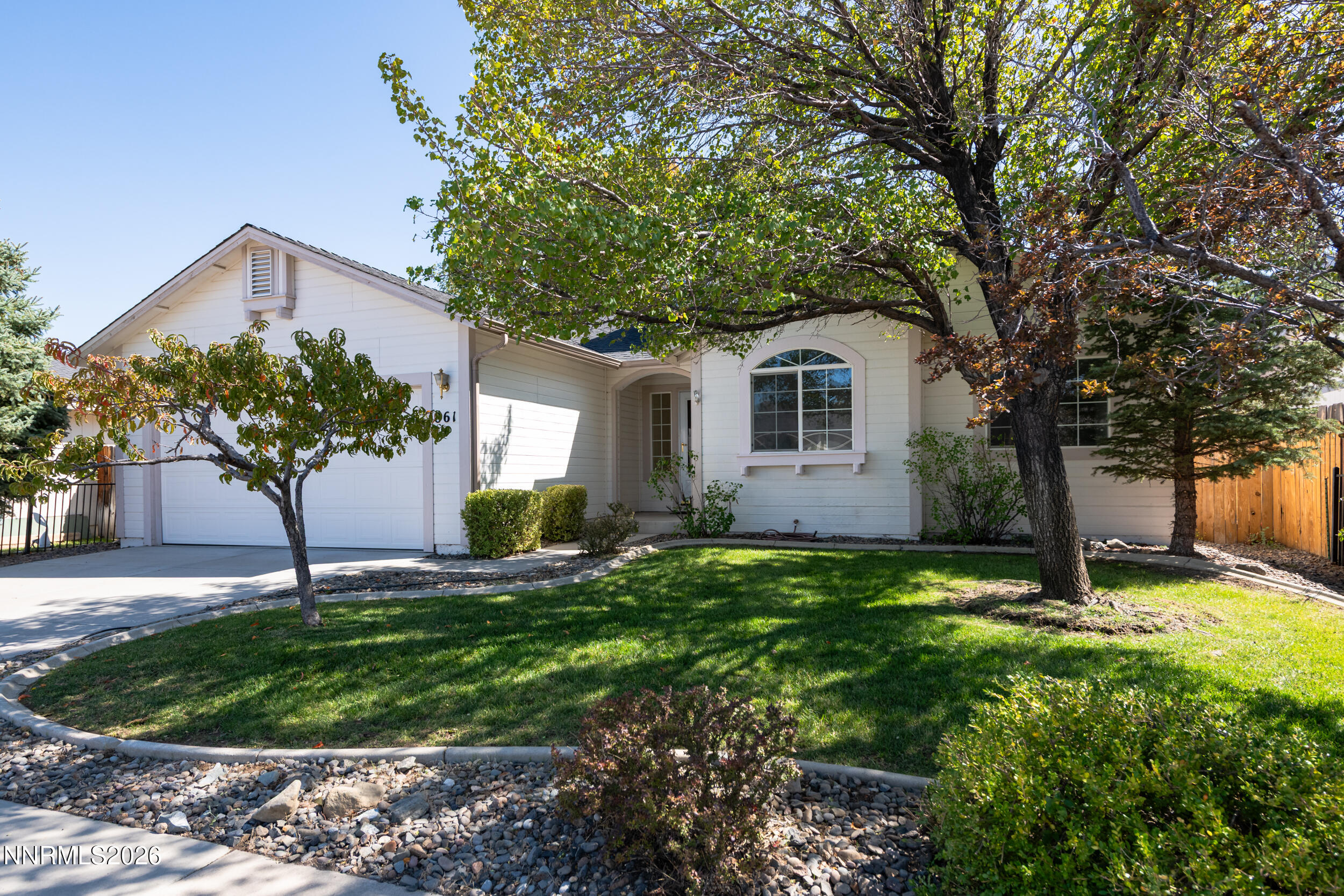 861 Meadow Vista Drive — photo