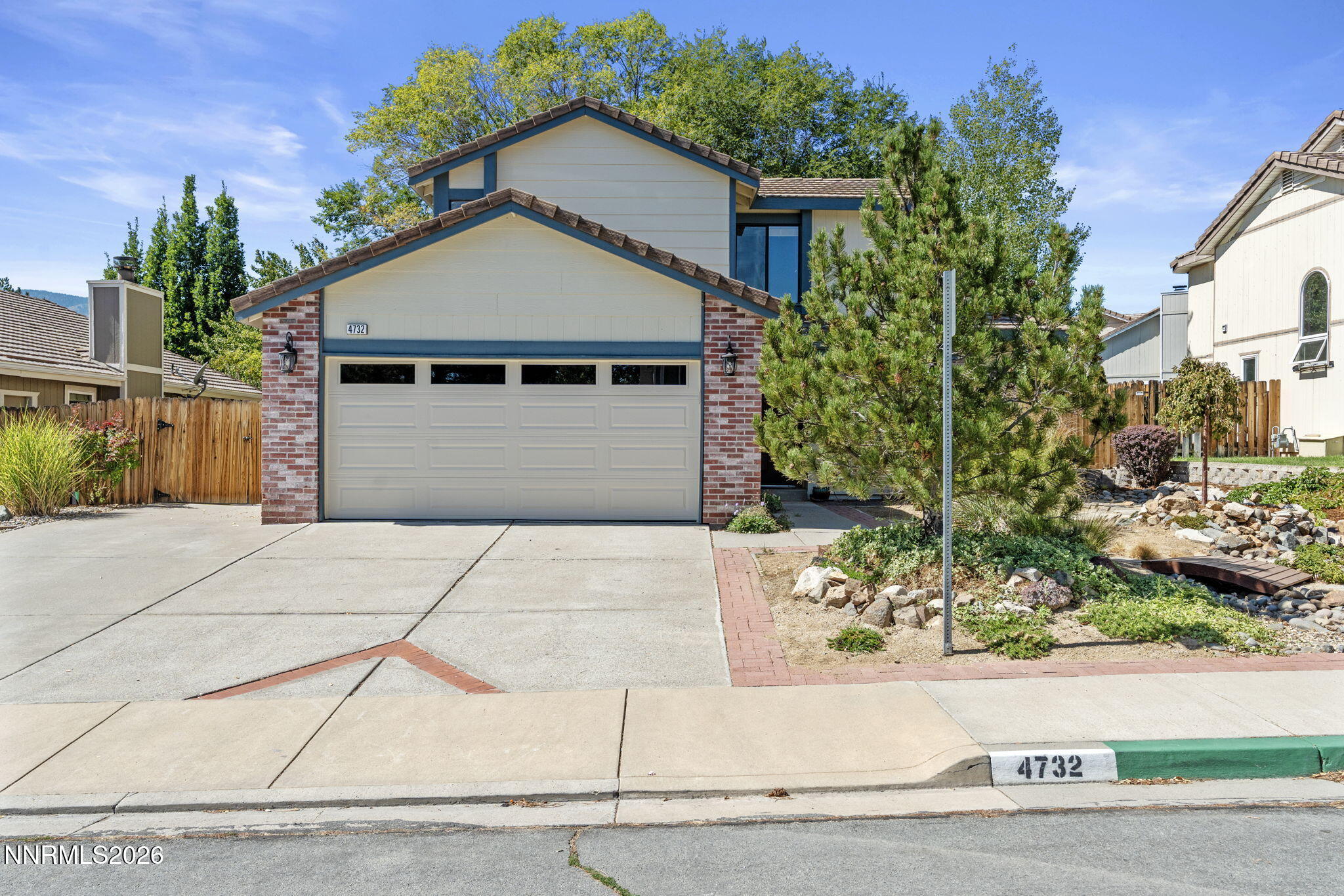 4732 Lango Drive — photo