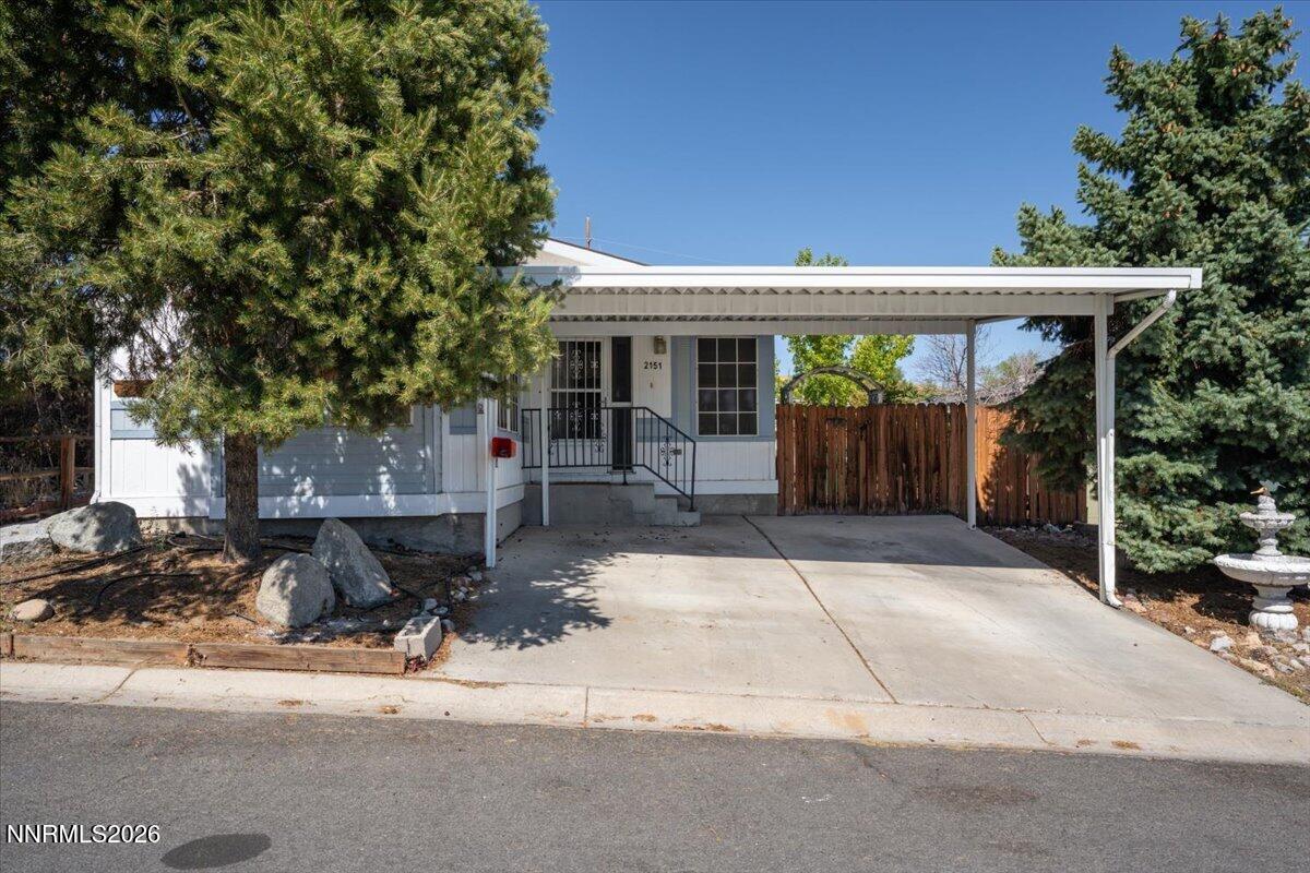 2151 Barberry Way — photo