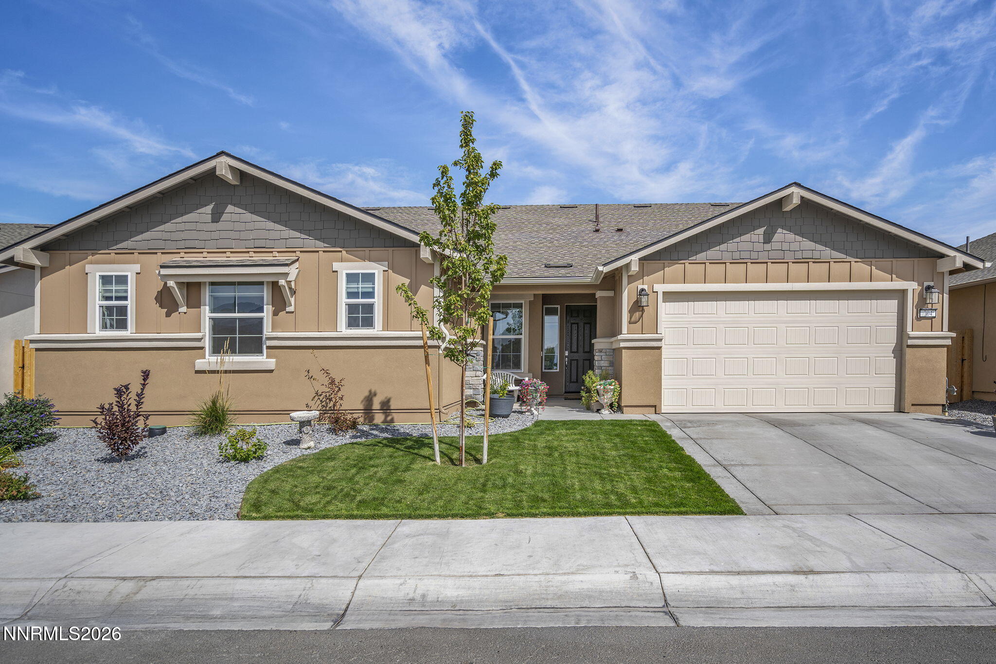 704 Daylily Lane — photo