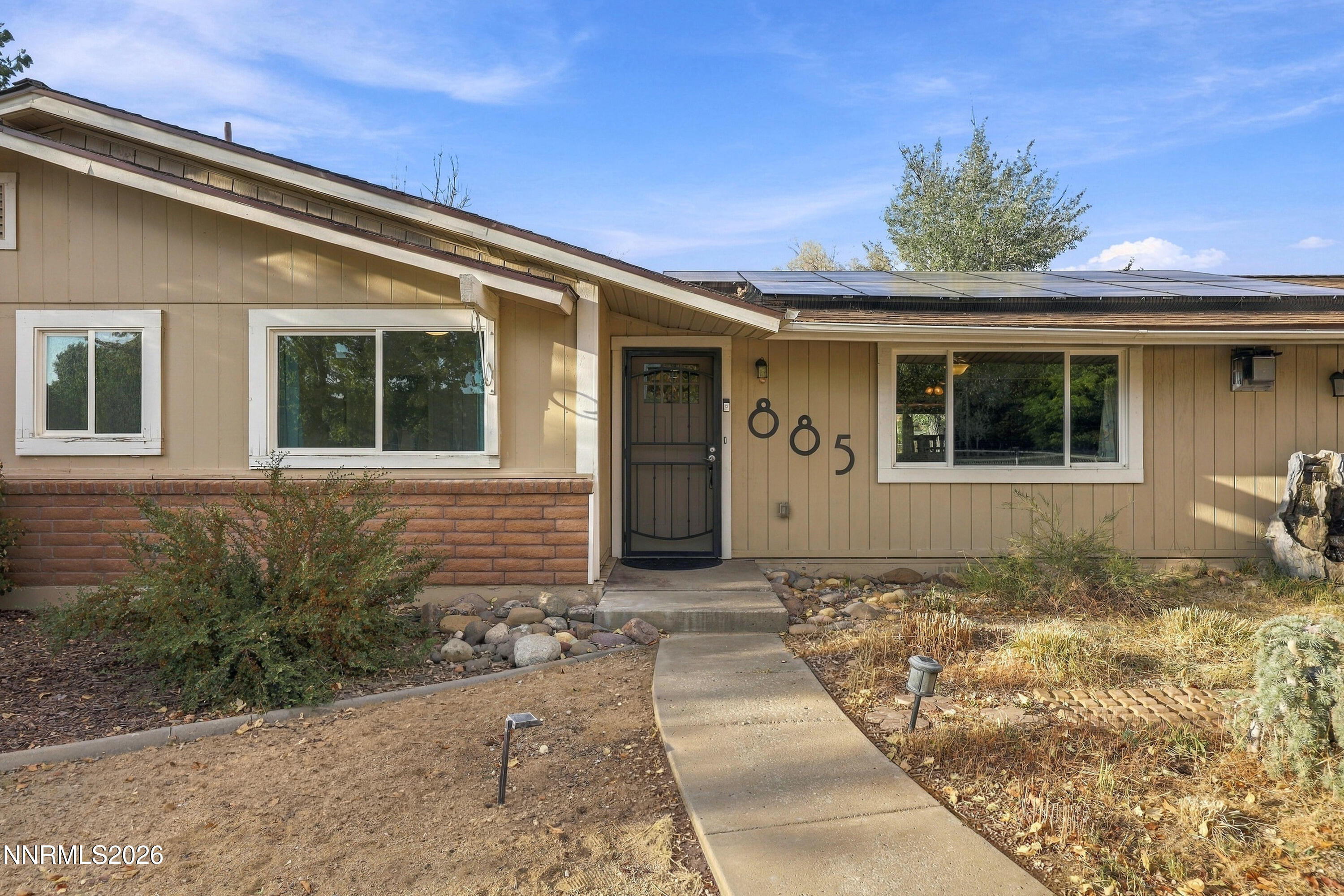 885 Winchester Drive — photo