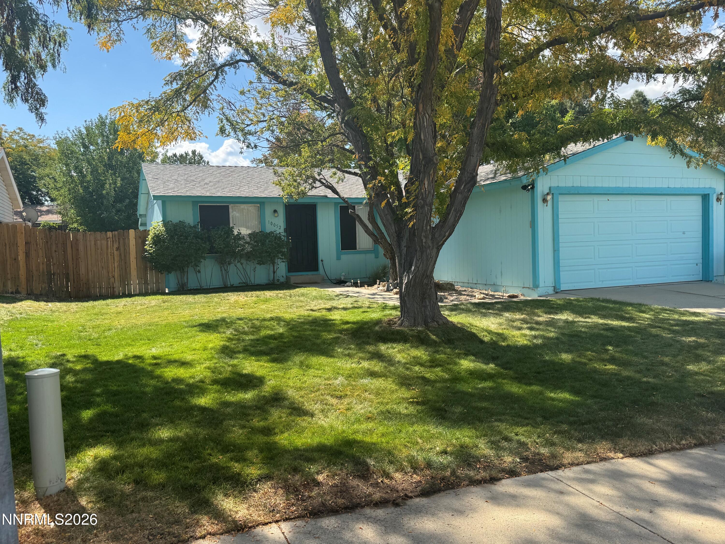 10052 Albite Street — photo