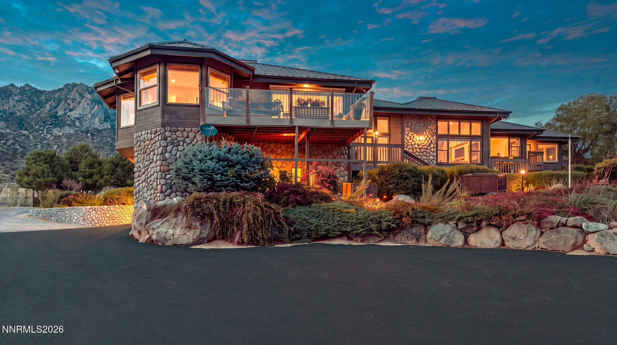 400 Bavarian Drive — photo