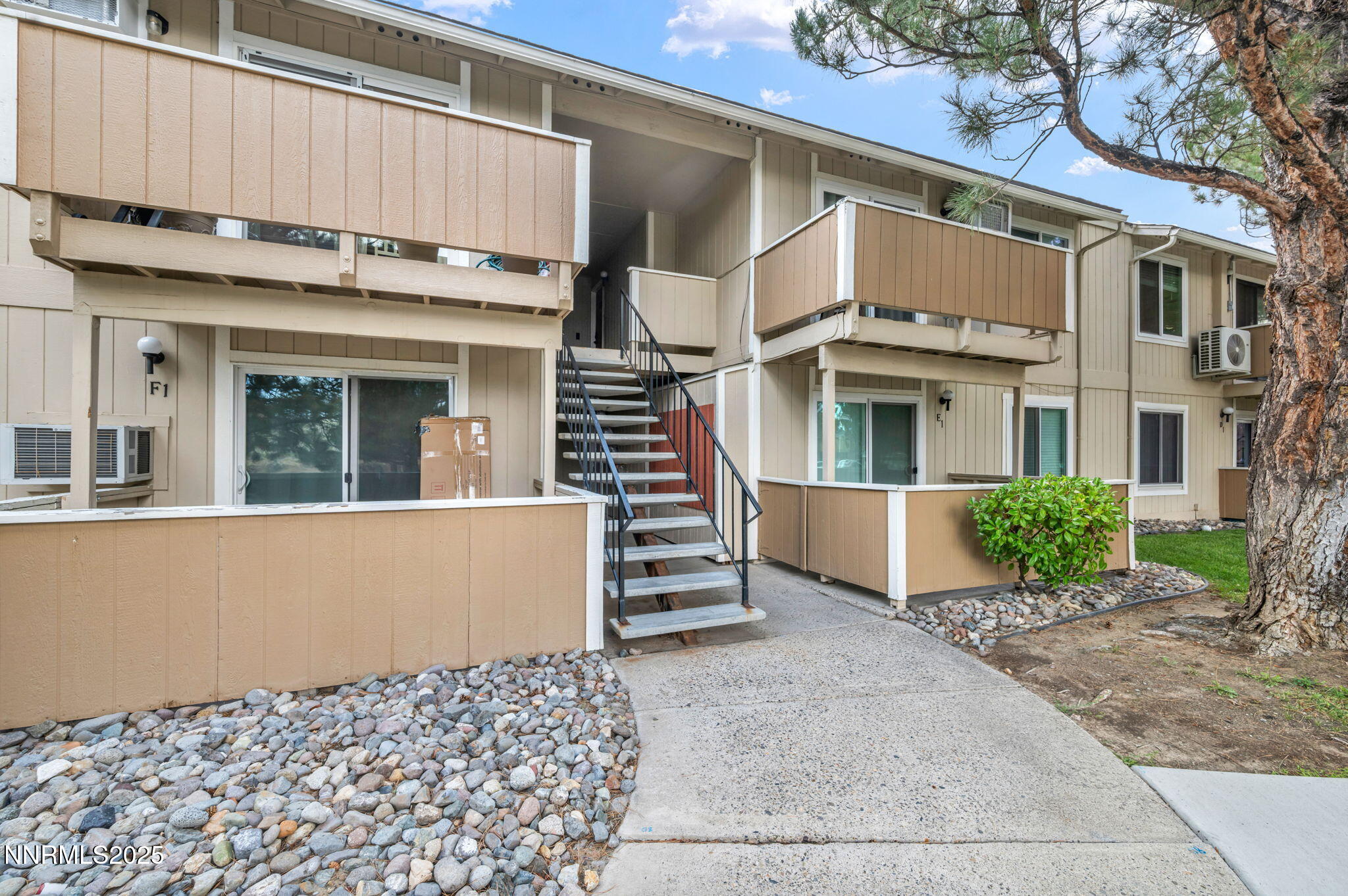 3865 E Leonesio Drive Apt F2 — photo