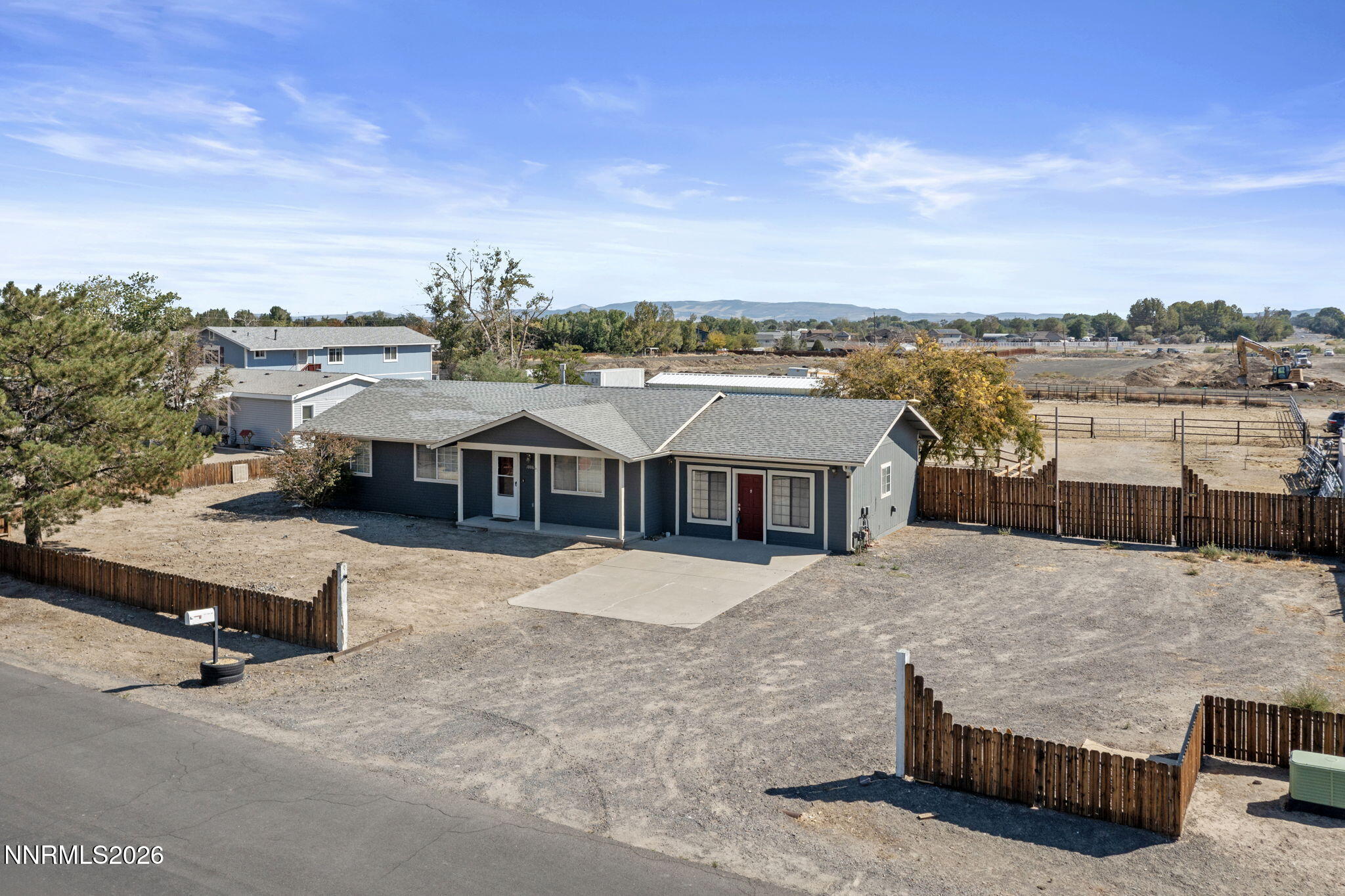 1006 Opal Way — photo