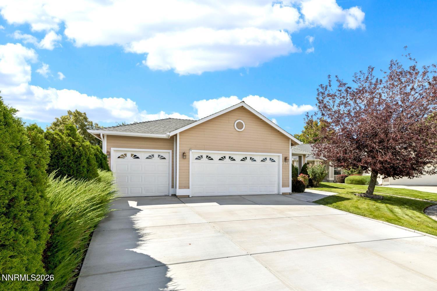 1305 E Windsor Court — photo