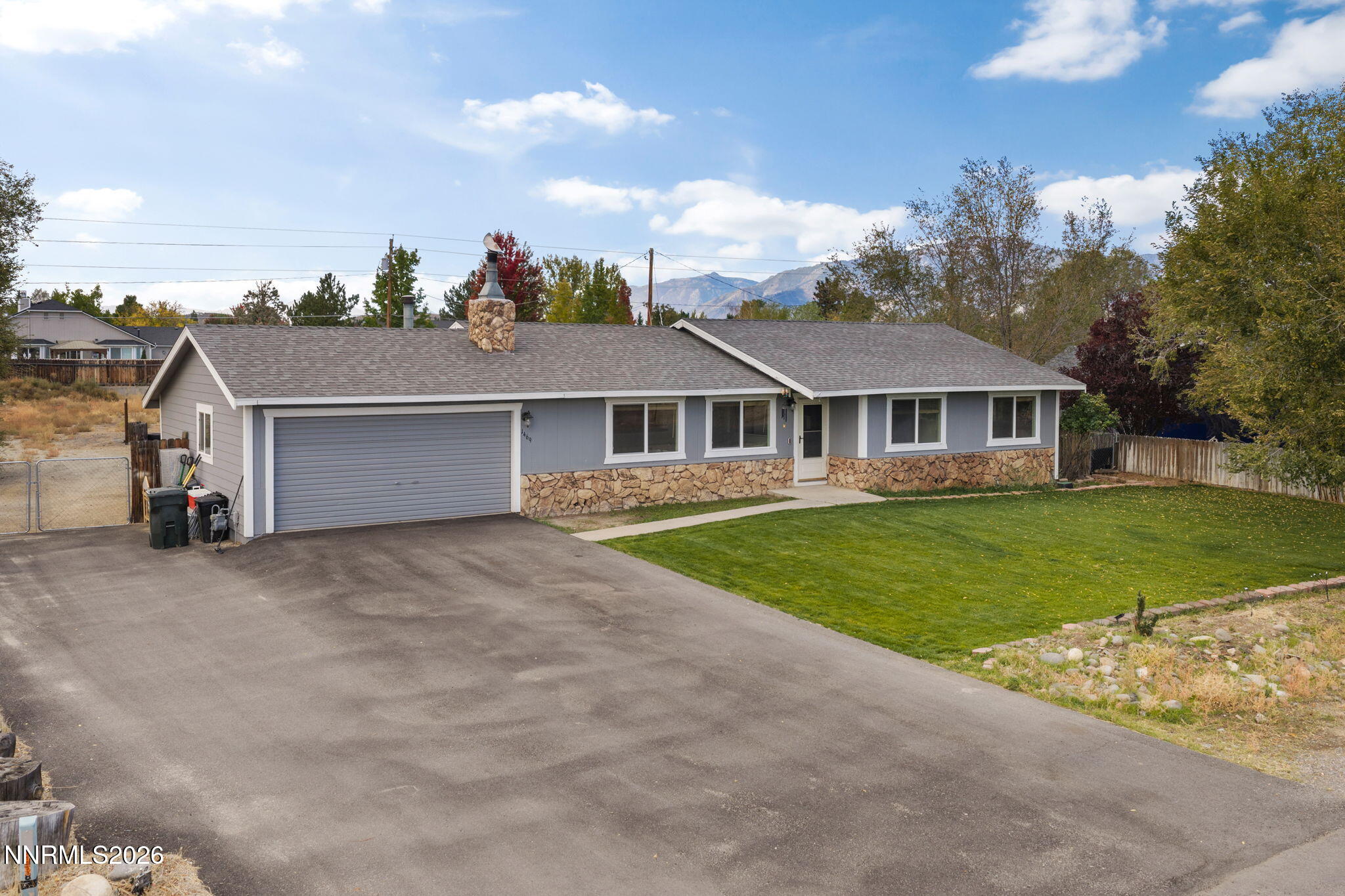 1469 Langley Drive — photo