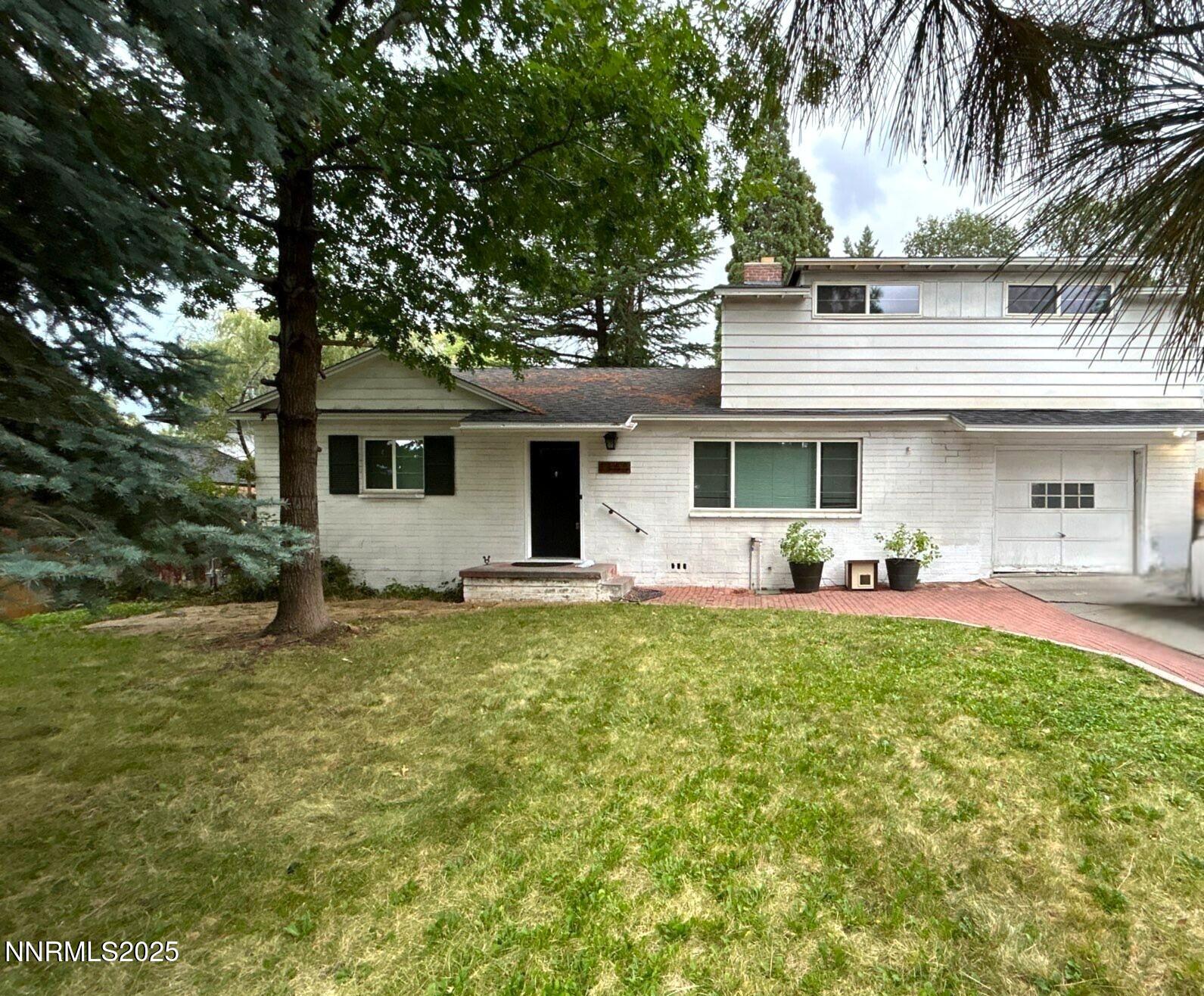 1155 Washington Street — photo