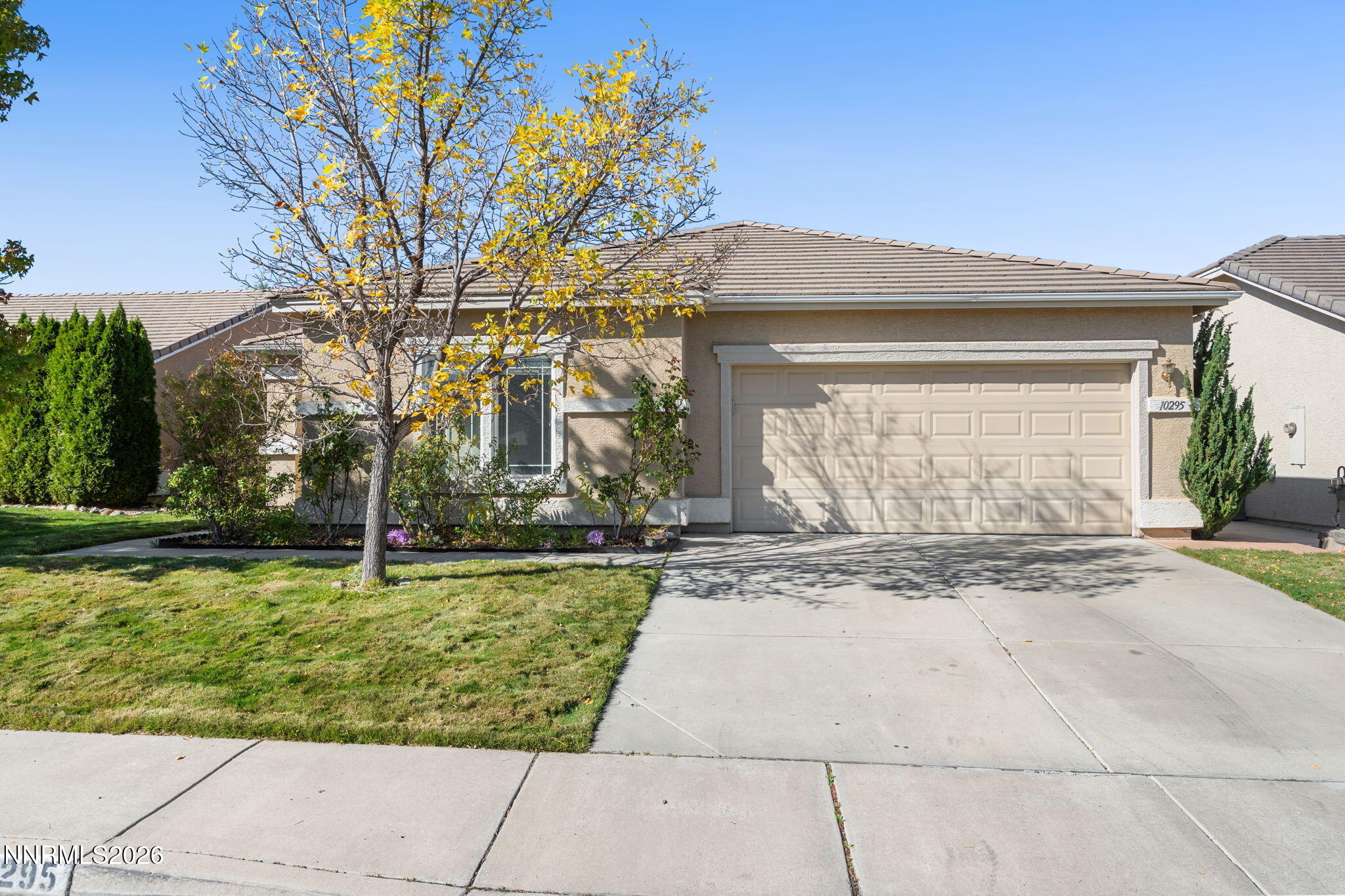 10295 Lucente Way — photo