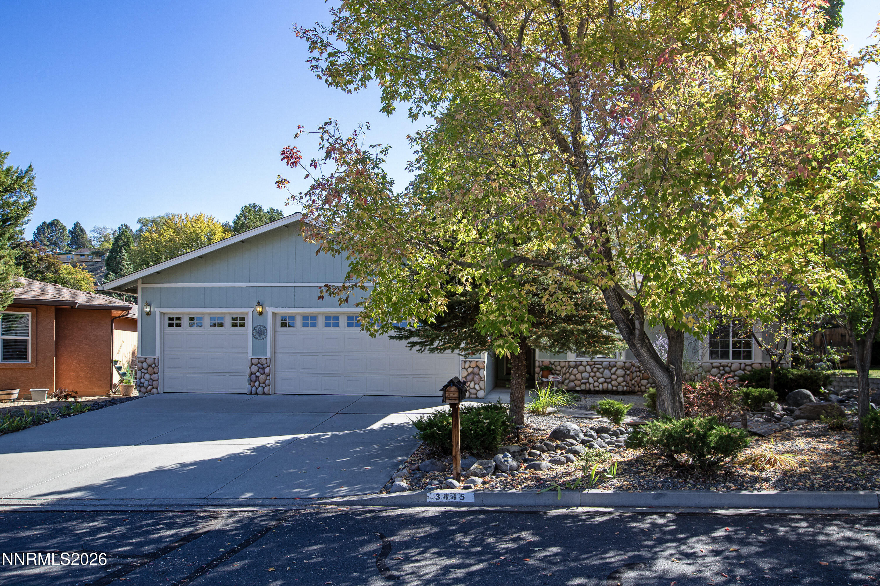 3445 Thornhill Court — photo
