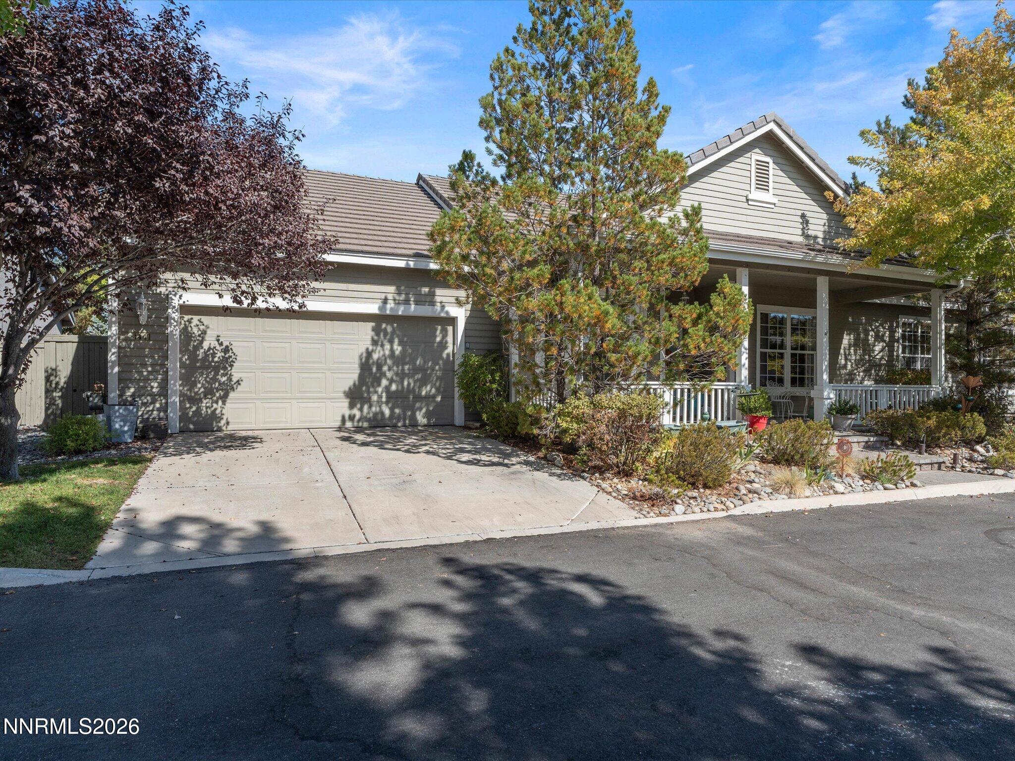1441 Wild Wolf Way — photo