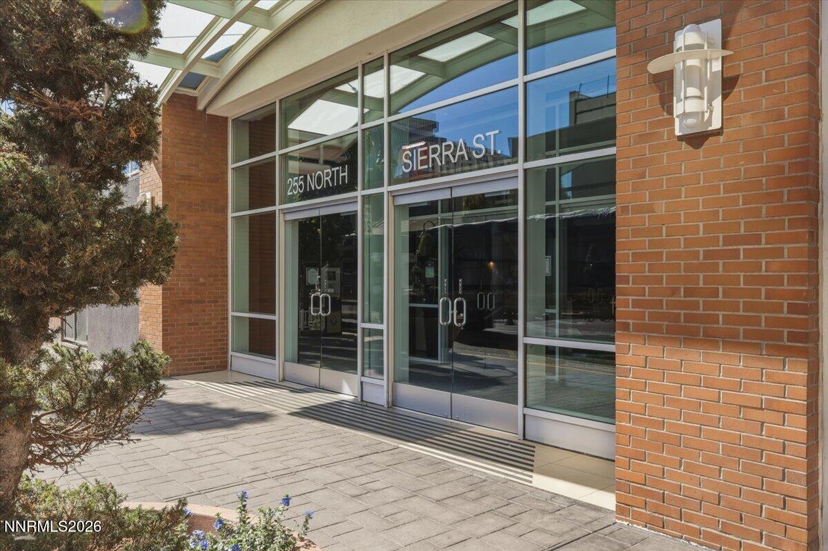255 N Sierra Street Unit 713 — photo