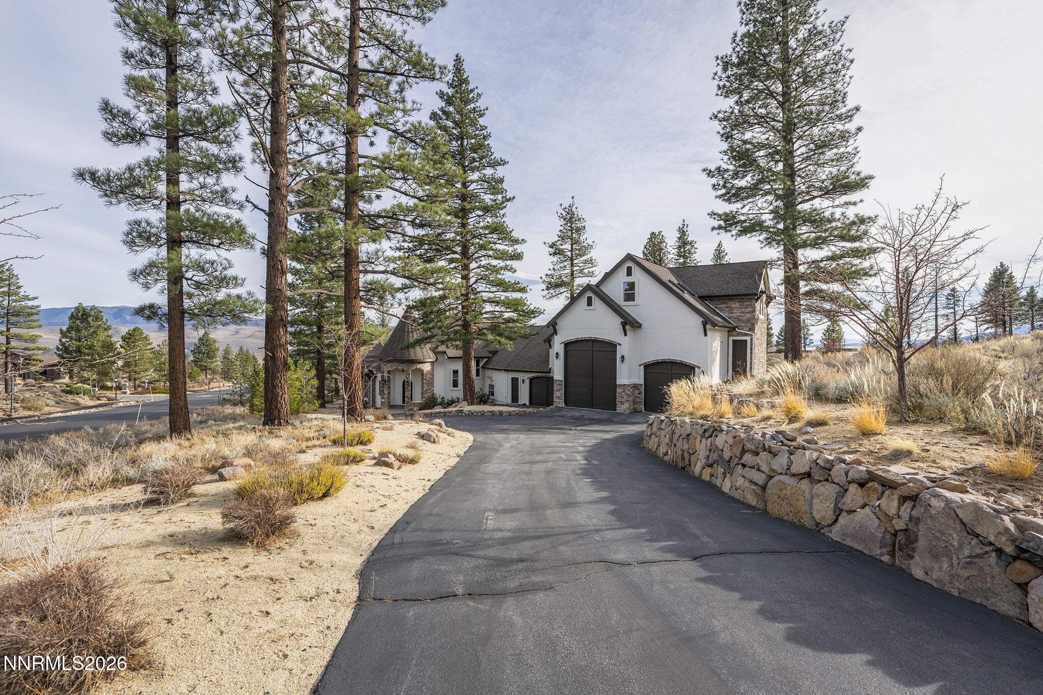 395 Mount Mahogany Court — photo
